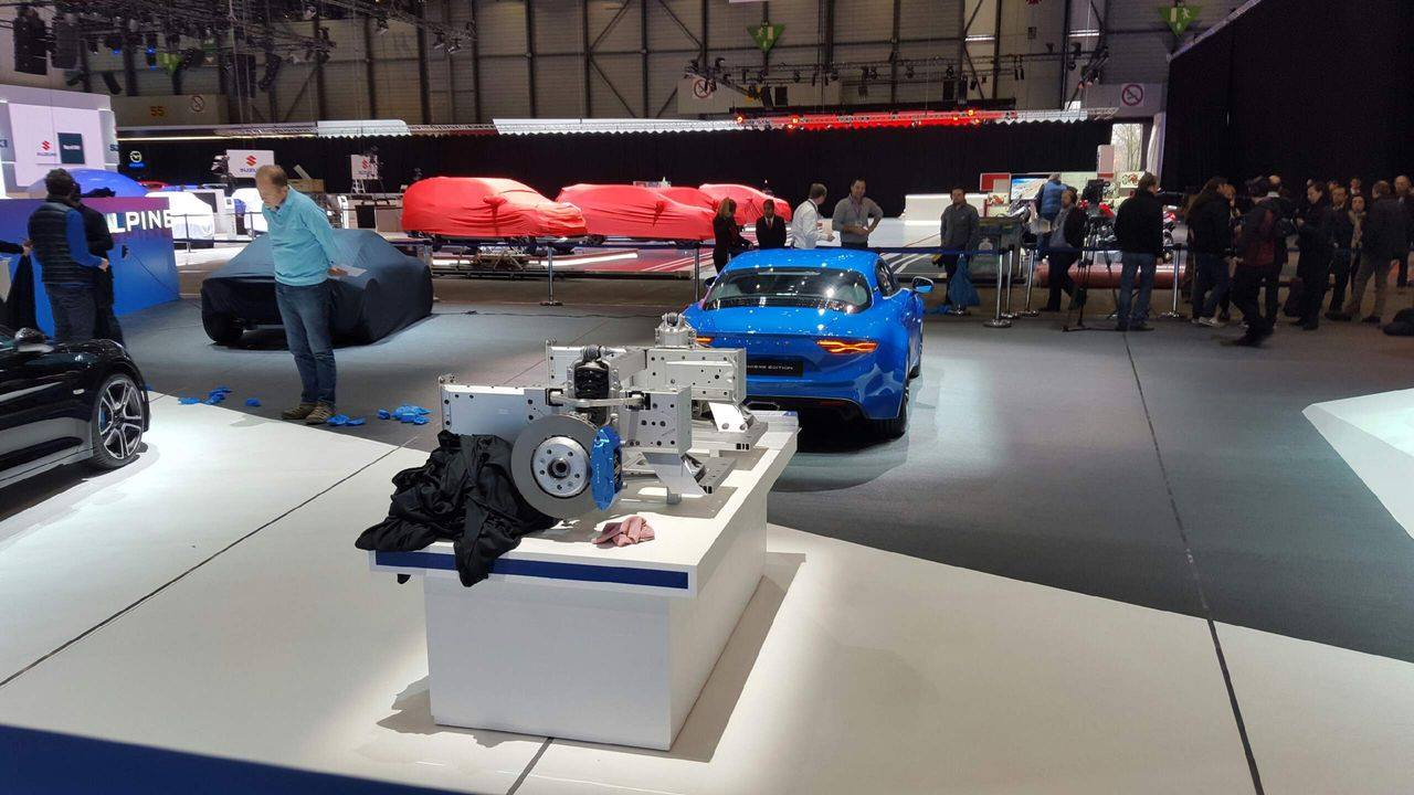 Salon De Genève 2017, L'Alpine A110 Sous Toutes Les Coutures ! 4 Public | Salon De Genève 2017, L'Alpine A110 Sous Toutes Les Coutures !