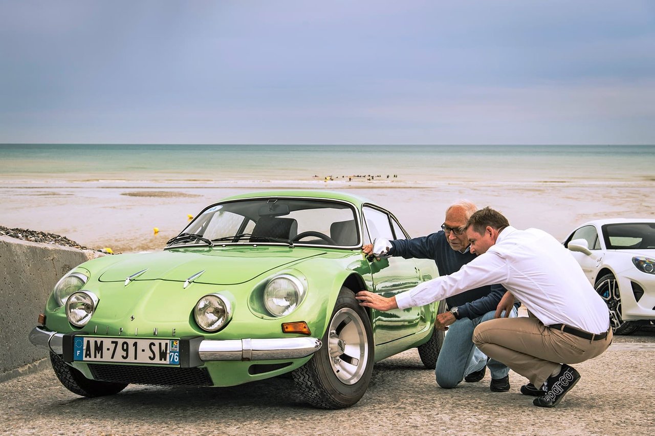 Gims 2020: Des Alpine A110 Hautes En Couleurs ! 4 Alpine A110 Car Magazine Twohig Limondin Dieppe 4 | Gims 2020: Des Alpine A110 Hautes En Couleurs !