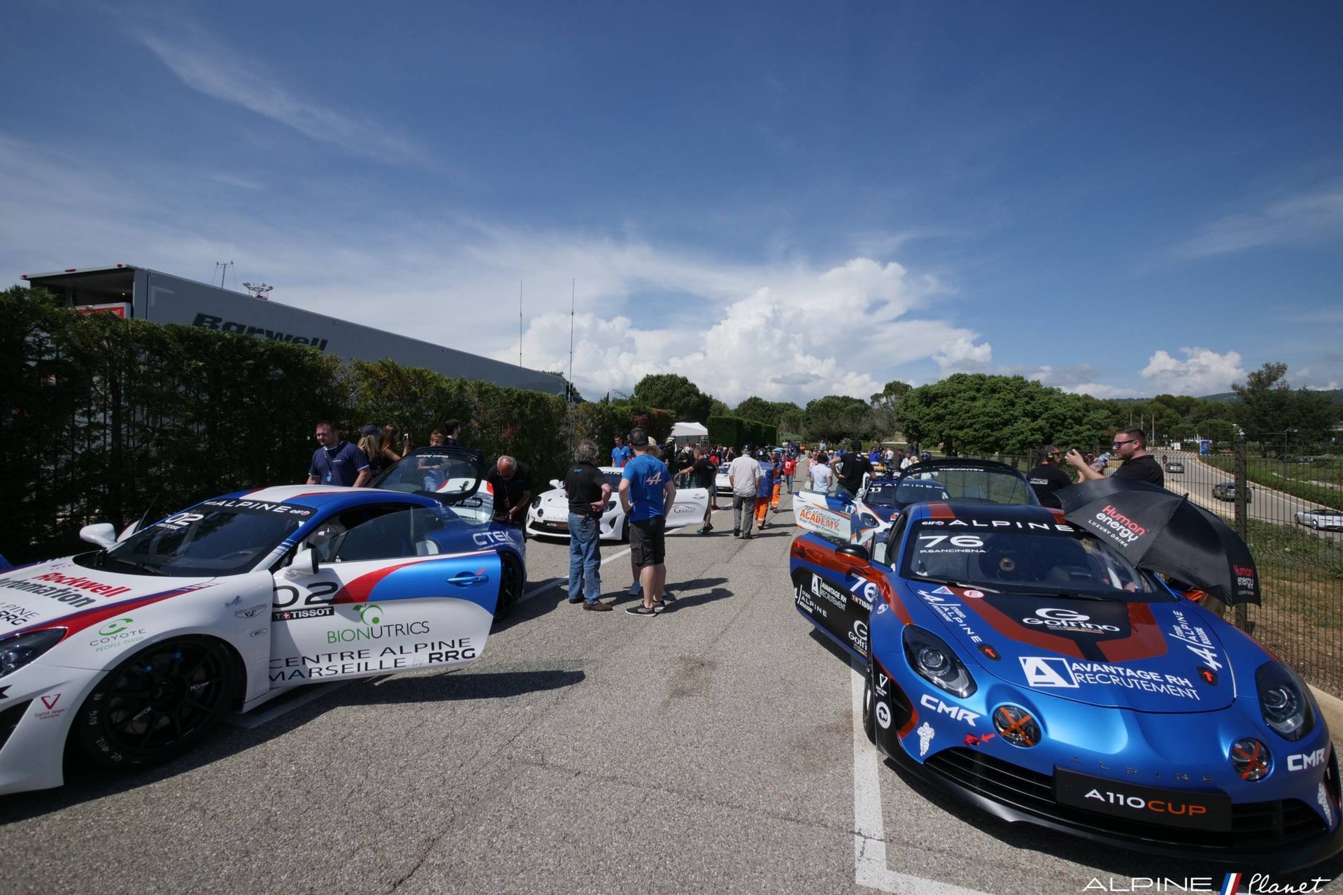 Au Coeur Du Team Cmr Pour Le Retour De L'Alpine Elf Europa Cup 57 Public | Au Coeur Du Team Cmr Pour Le Retour De L'Alpine Elf Europa Cup