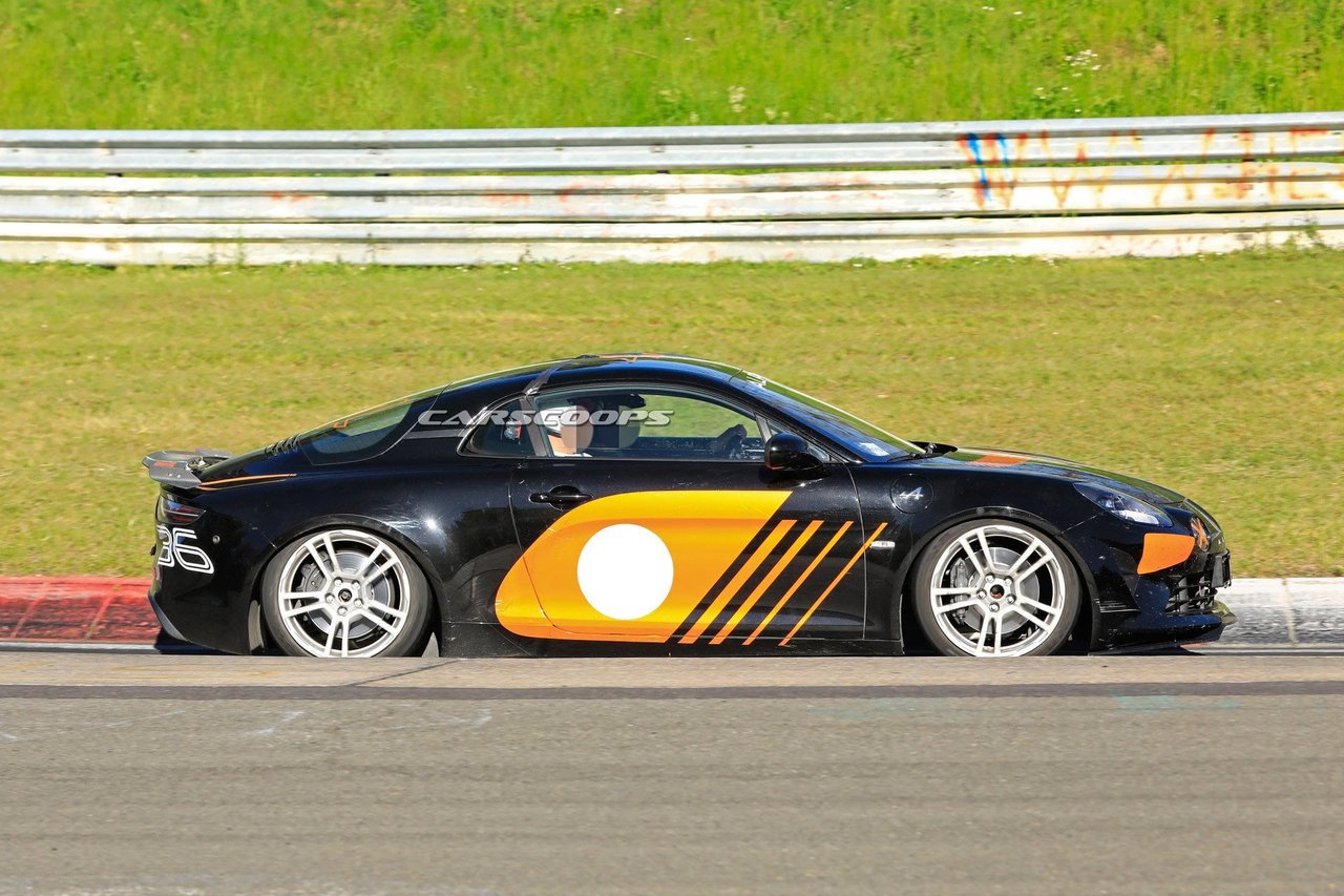La Nouvelle Alpine As110 / A110 S, On La Tient Enfin ! 8 Alpine As110 A110 S Nurbrugring Carscoops 4 | La Nouvelle Alpine As110 / A110 S, On La Tient Enfin !
