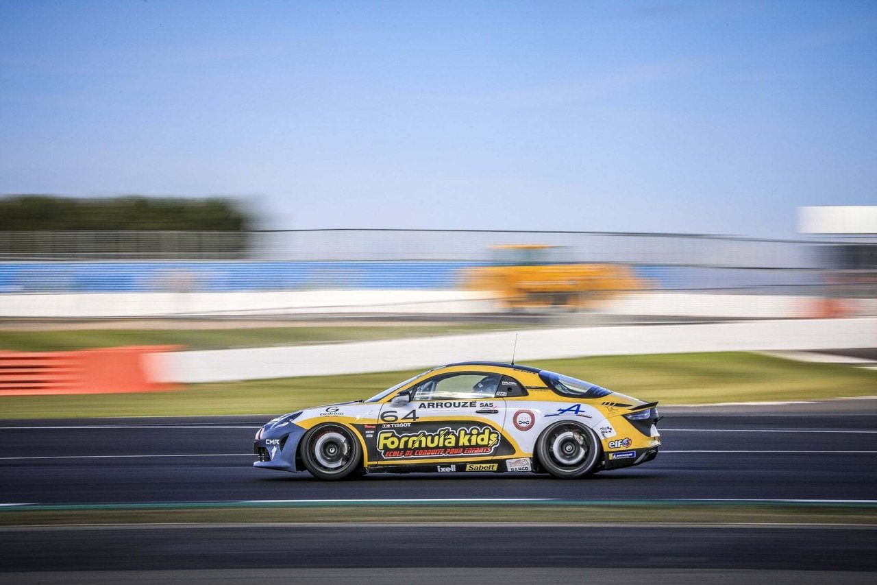 Alpine Elf Europa Cup: Castelli S'Impose À Silverstone ! 14 Alpine Elf Europa Cup 2019 Silverstone Gael Castelli 4 | Alpine Elf Europa Cup: Castelli S'Impose À Silverstone !