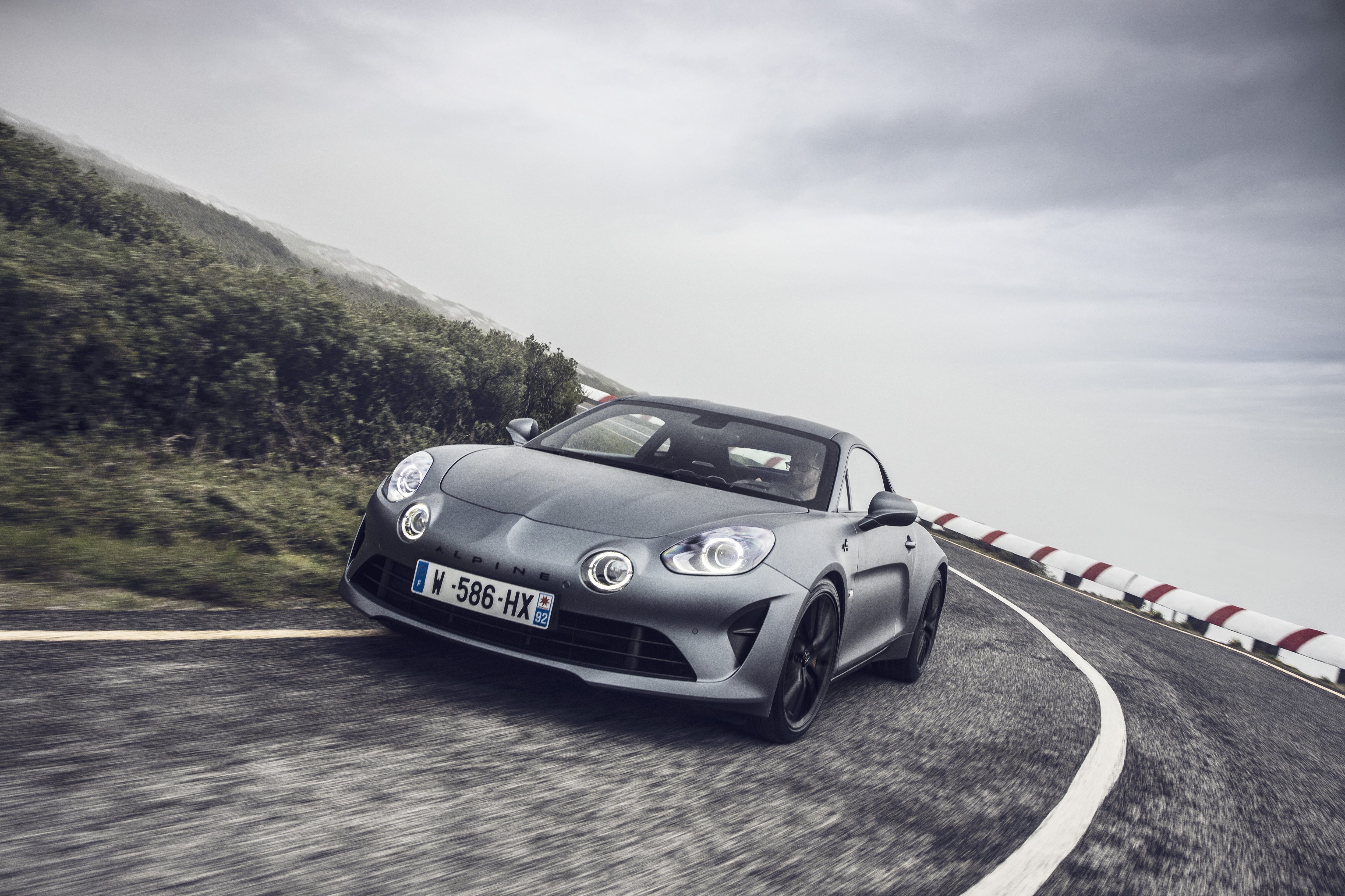 Essais Presse Alpine A110S Au Portugal 2019 Alpine Les Alpinistes 74 | Les Essais Presse De La Nouvelle Alpine A110S S'Annoncent !