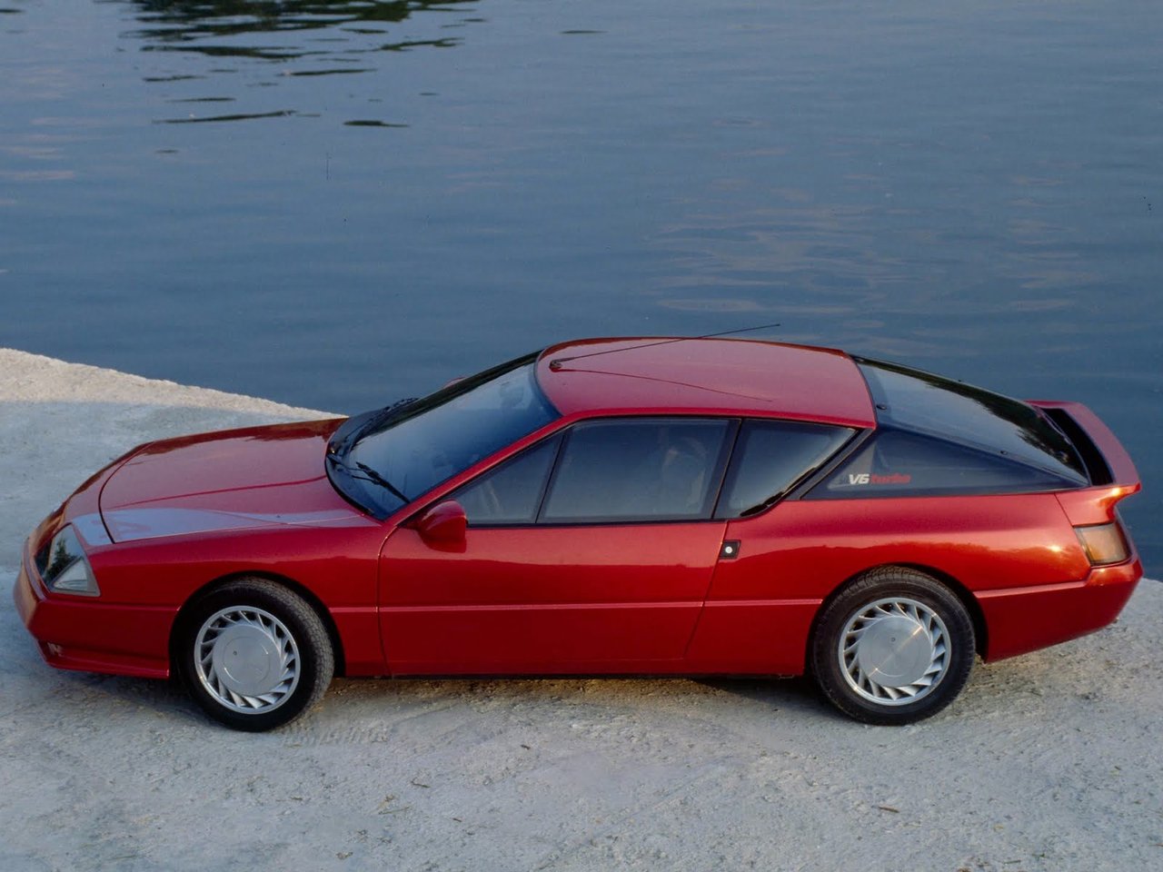 Alpine Gta Turbo : Désirable 2/2 17 Alpine Gta V6 Turbo Mille Miles 1989