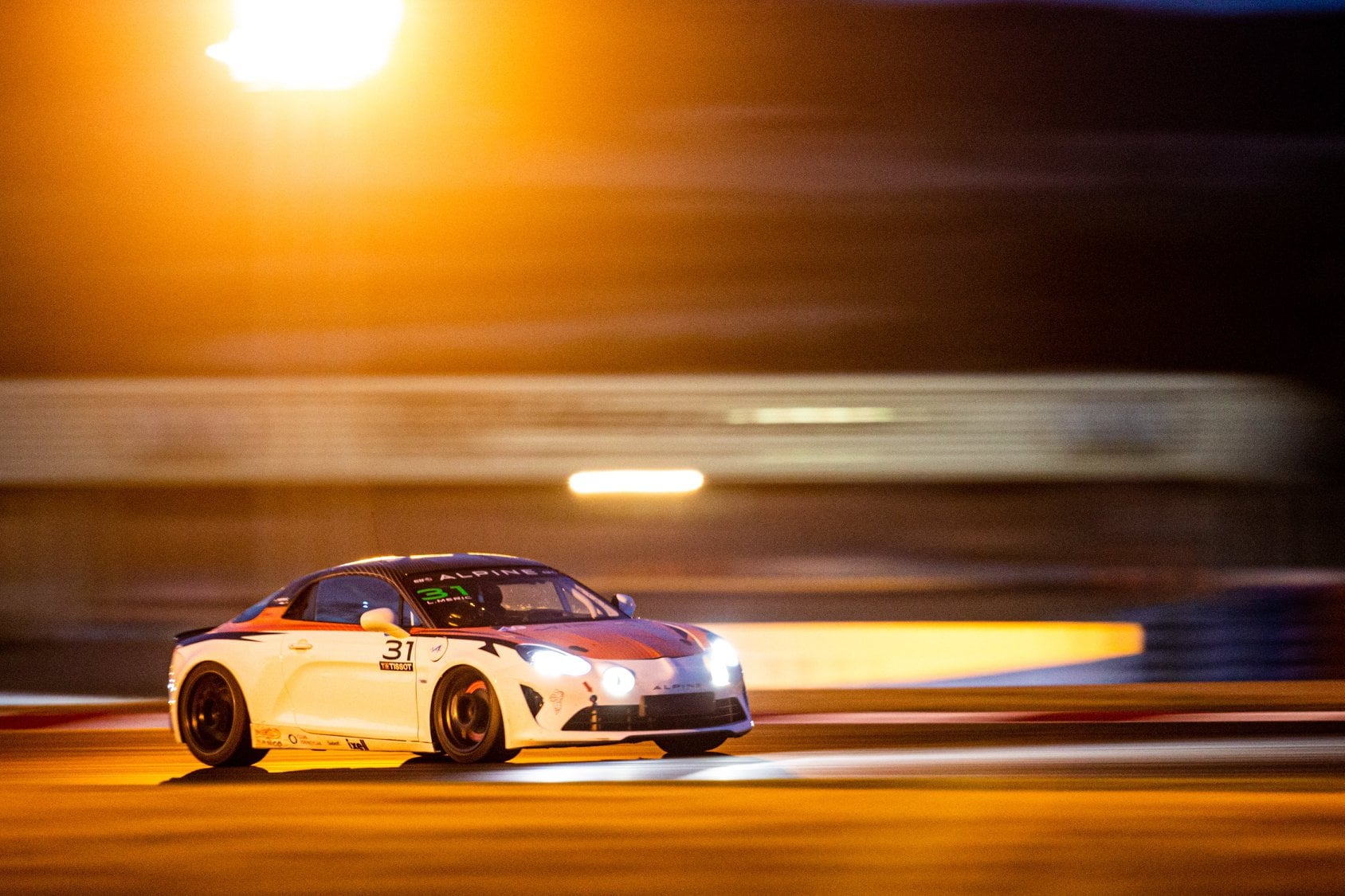 Alpine Elf Europa Cup : Direction Le Circuit Nevers Magny-Cours 2021 ! 7 Alpine Elf Europa Cup 2020 Magny Cours A110 Cup