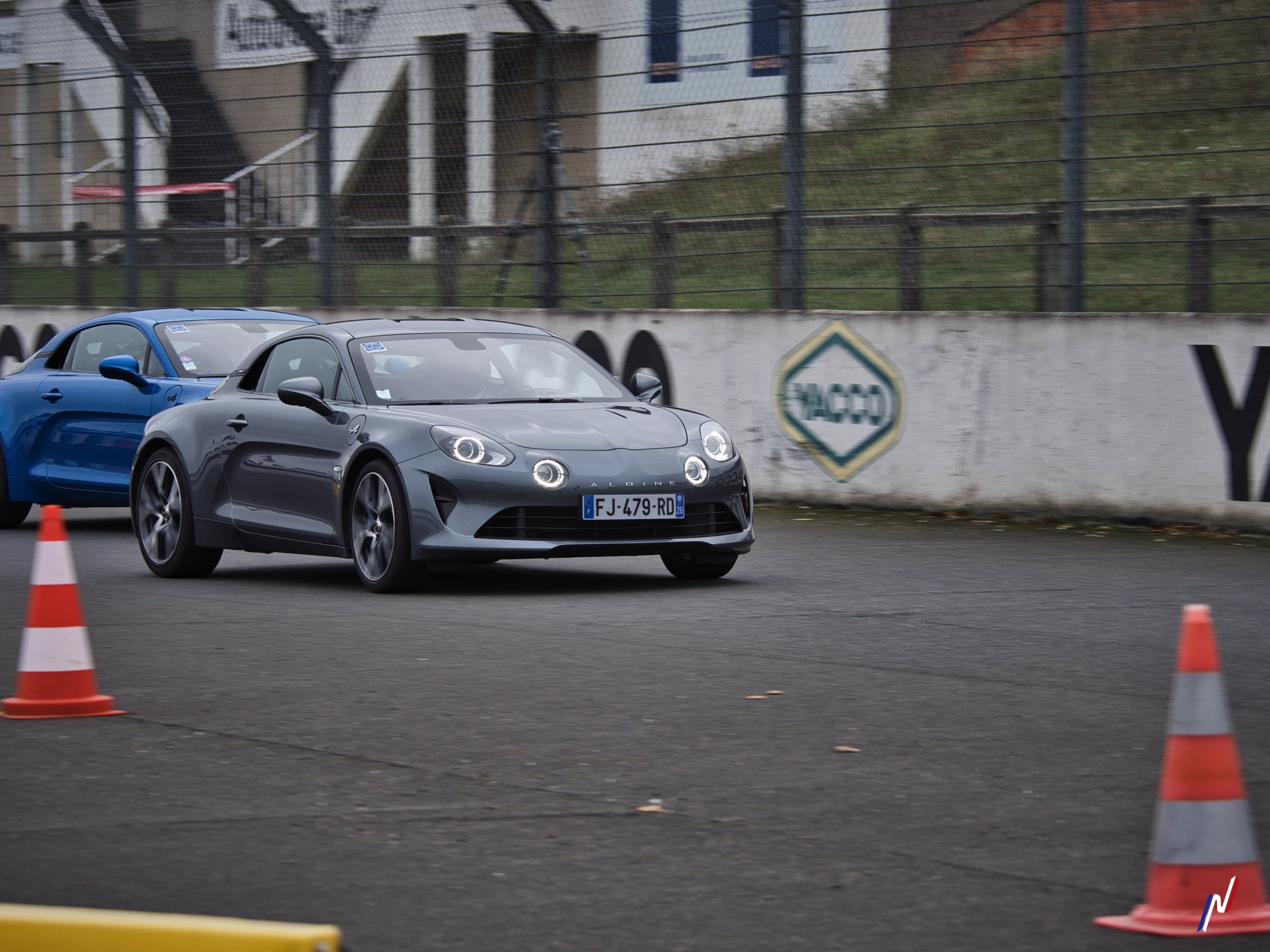 Liberté Egalité Roulez ! Le Plein D'Alpine En 2020 89 Liberte Egalite Roulez Alpine A110 A310 Montlhery 2020 P1300287 Alpine Planet | Liberté Egalité Roulez ! Le Plein D'Alpine En 2020