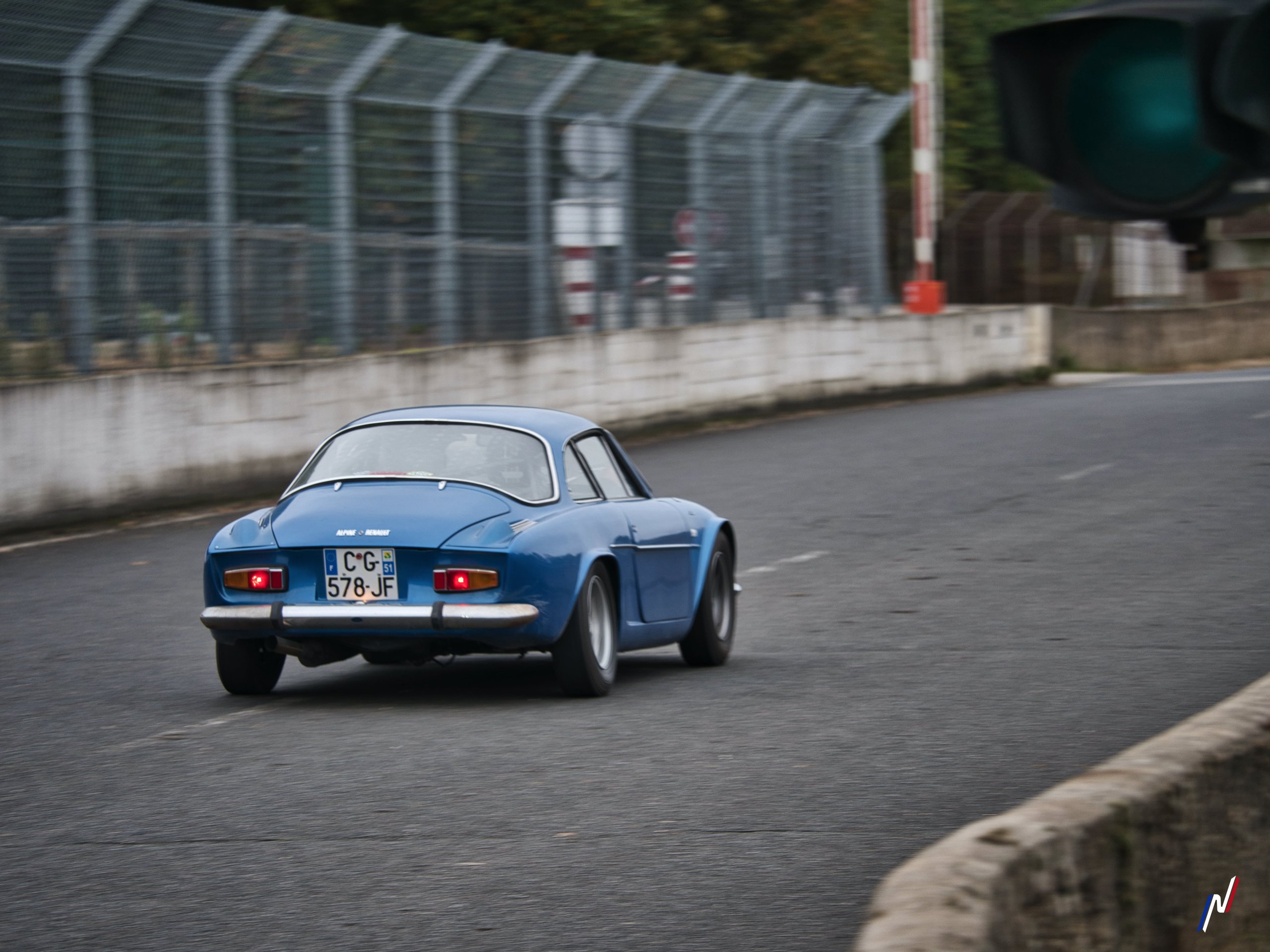 Liberté Egalité Roulez ! Le Plein D'Alpine En 2020 76 Liberte Egalite Roulez Alpine A110 A310 Montlhery 2020 P1300395 Alpine Planet | Liberté Egalité Roulez ! Le Plein D'Alpine En 2020