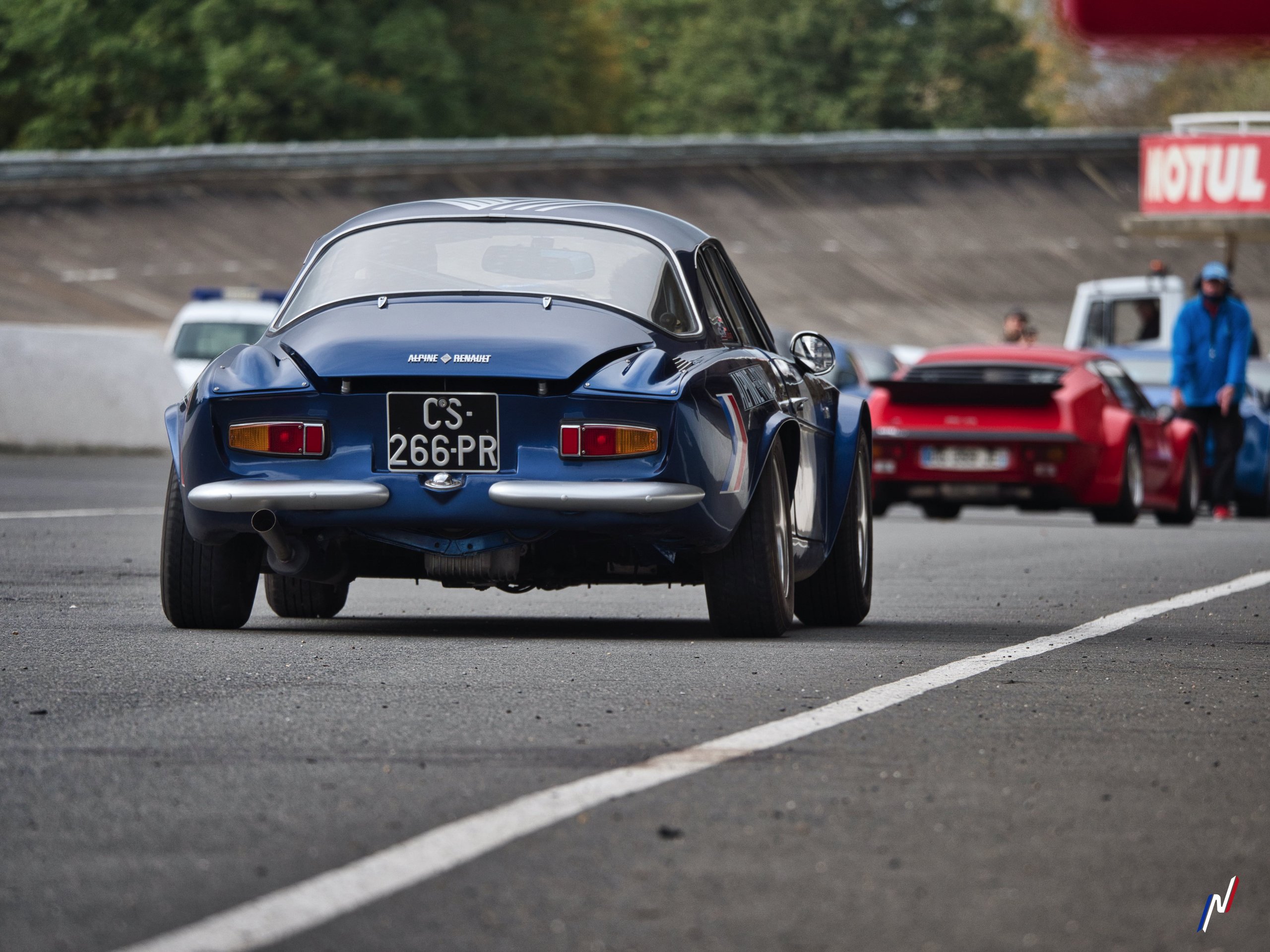 Liberté Egalité Roulez ! Le Plein D'Alpine En 2020 73 Liberte Egalite Roulez Alpine A110 A310 Montlhery 2020 P1300543 Alpine Planet | Liberté Egalité Roulez ! Le Plein D'Alpine En 2020