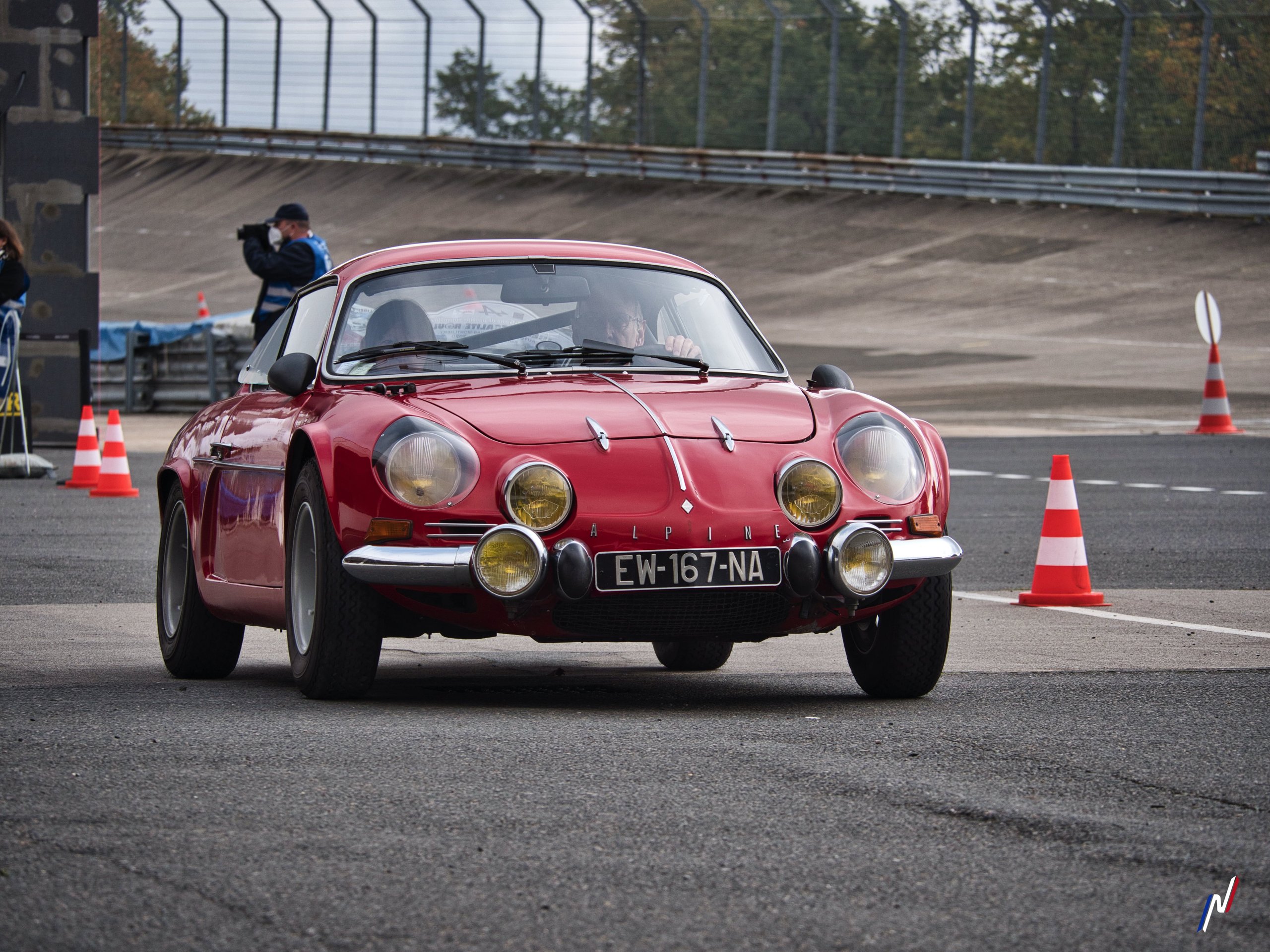 Liberté Egalité Roulez ! Le Plein D'Alpine En 2020 69 Liberte Egalite Roulez Alpine A110 A310 Montlhery 2020 P1300550 Alpine Planet | Liberté Egalité Roulez ! Le Plein D'Alpine En 2020