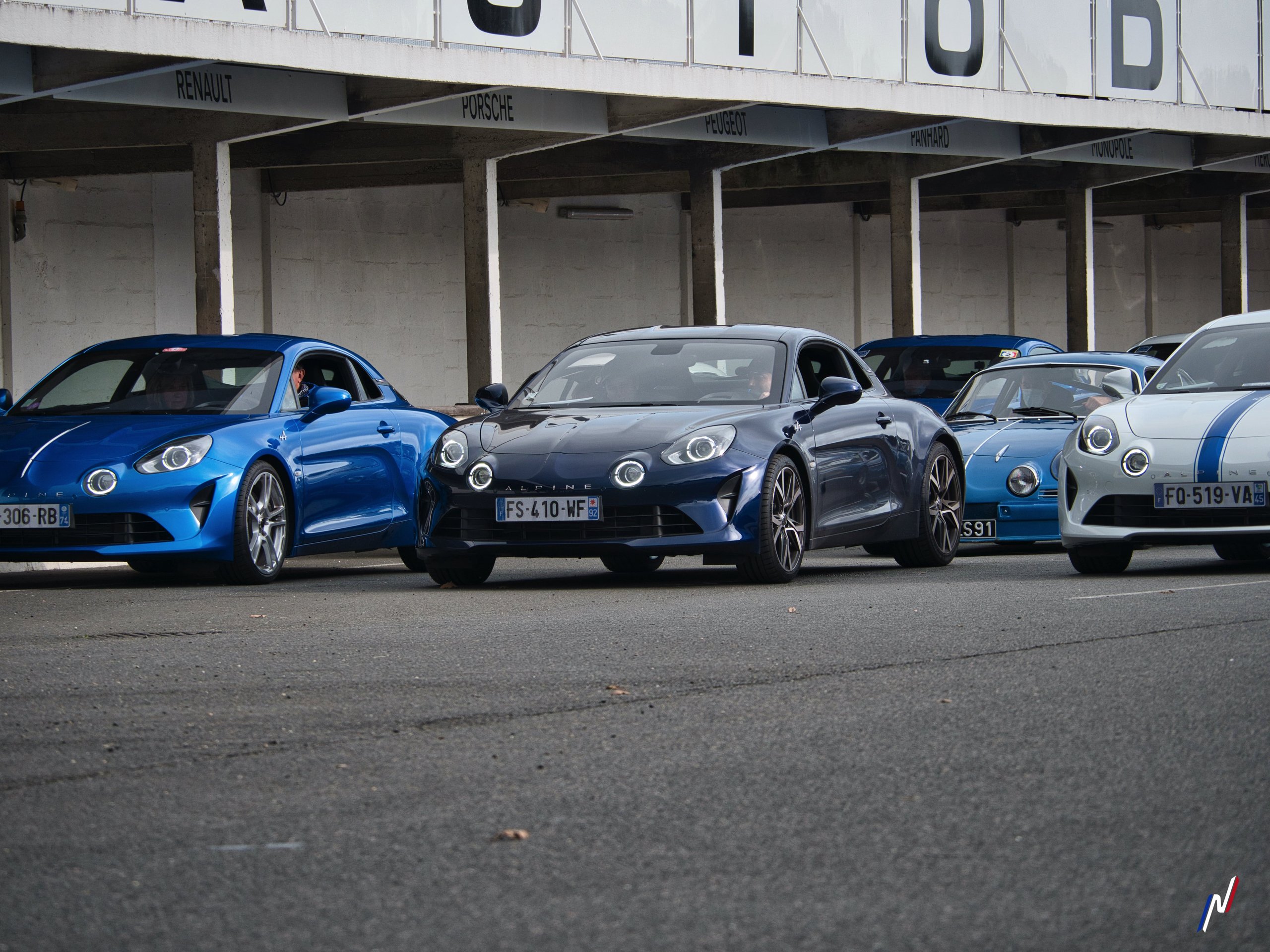 Liberté Egalité Roulez ! Le Plein D'Alpine En 2020 55 Liberte Egalite Roulez Alpine A110 A310 Montlhery 2020 P1300557 Alpine Planet | Liberté Egalité Roulez ! Le Plein D'Alpine En 2020