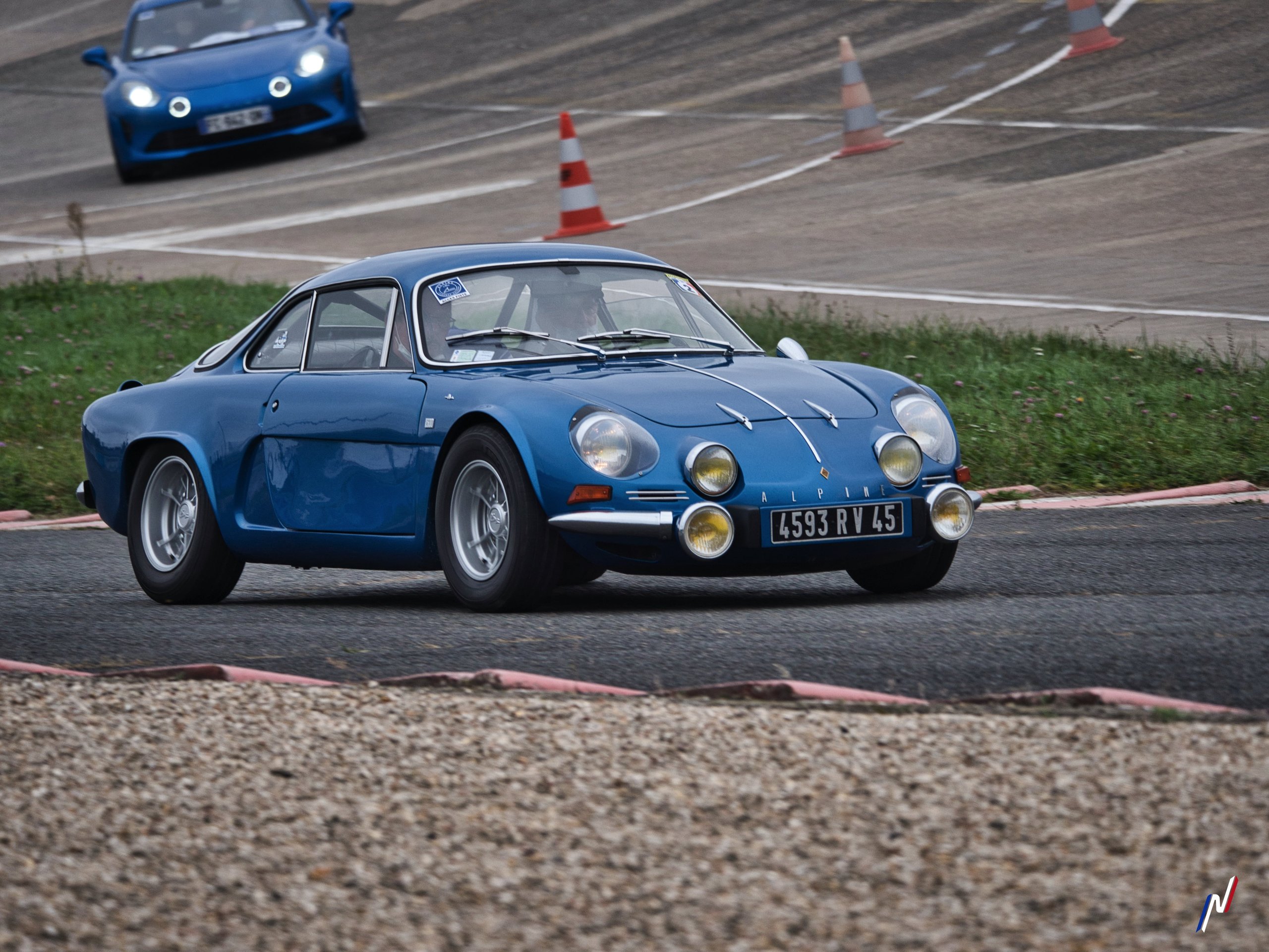 Liberté Egalité Roulez ! Le Plein D'Alpine En 2020 101 Liberte Egalite Roulez Alpine A110 A310 Montlhery 2020 P1300709 Alpine Planet | Liberté Egalité Roulez ! Le Plein D'Alpine En 2020