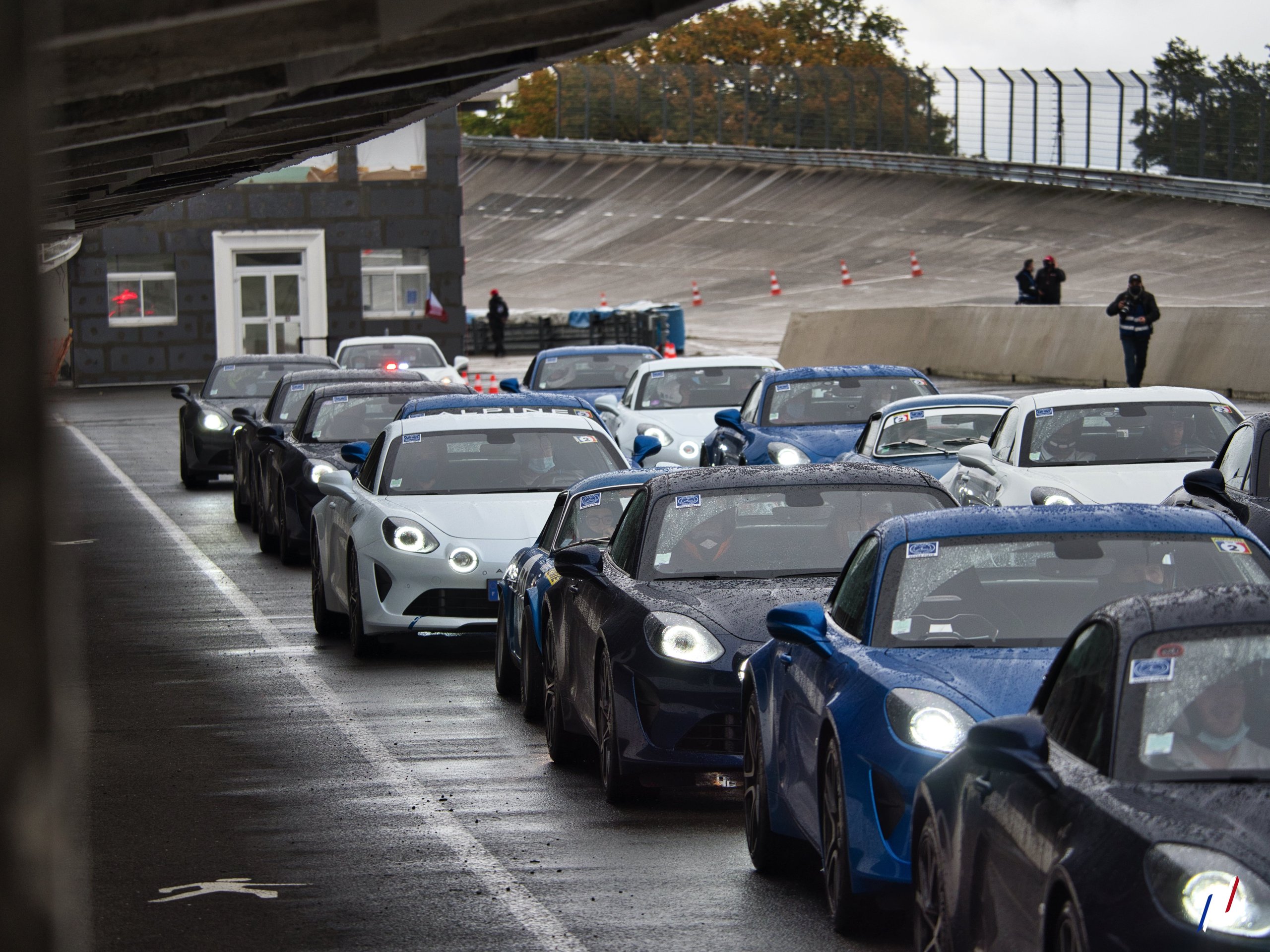 Liberté Egalité Roulez ! Le Plein D'Alpine En 2020 59 Liberte Egalite Roulez Alpine A110 A310 Montlhery 2020 P1300918 Alpine Planet | Liberté Egalité Roulez ! Le Plein D'Alpine En 2020