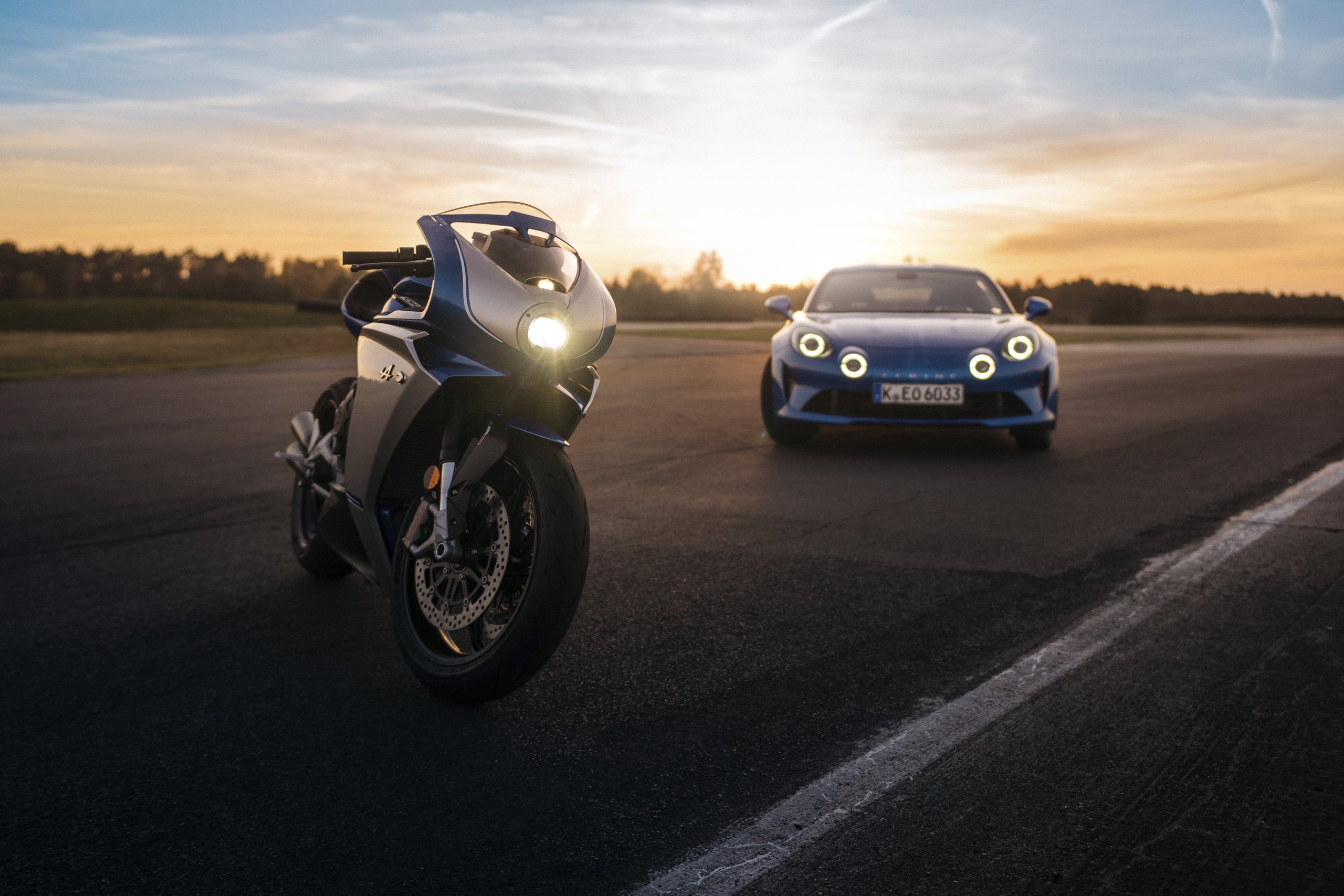 Mv Agusta Superveloce Alpine 2021