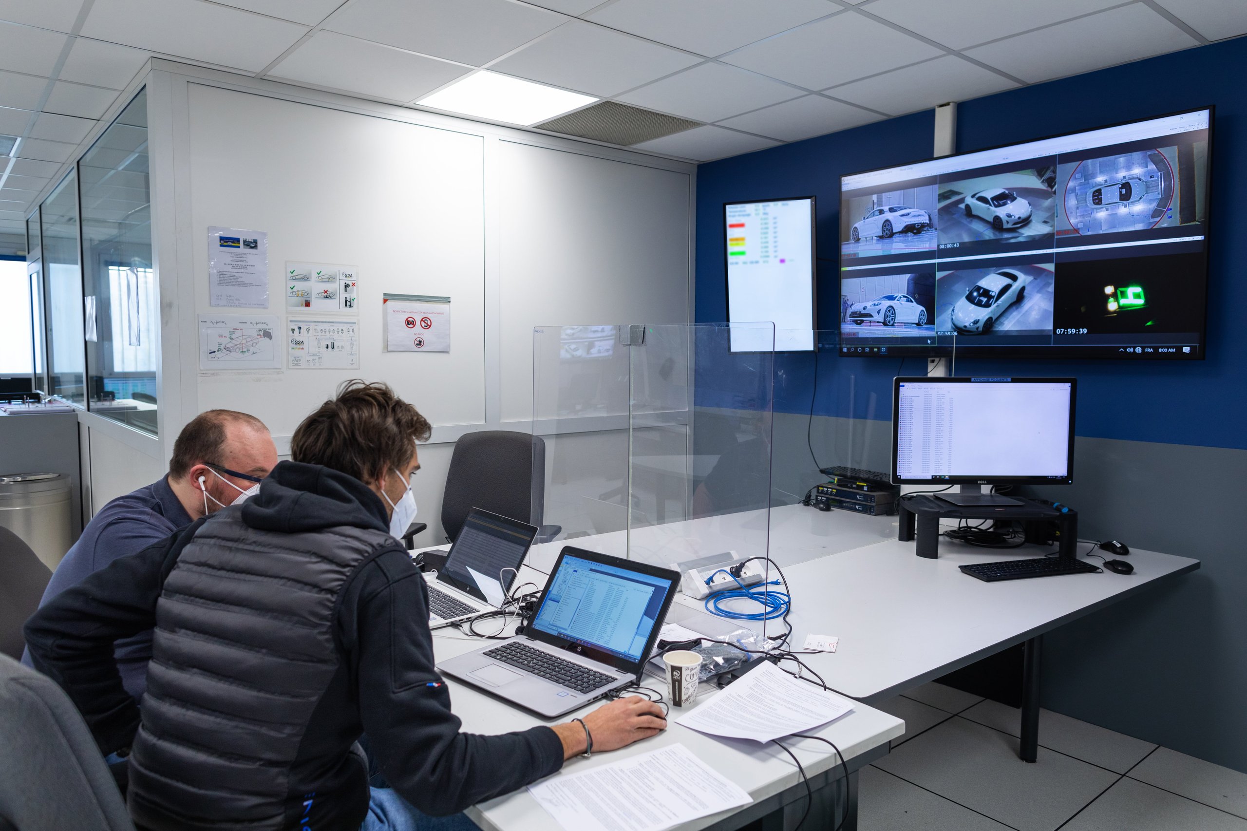 Alpine F1 Et Alpine Cars Débutent Les Synergies 3 Alpine Cars A110 Enstone Pierre Sancinena Soufle