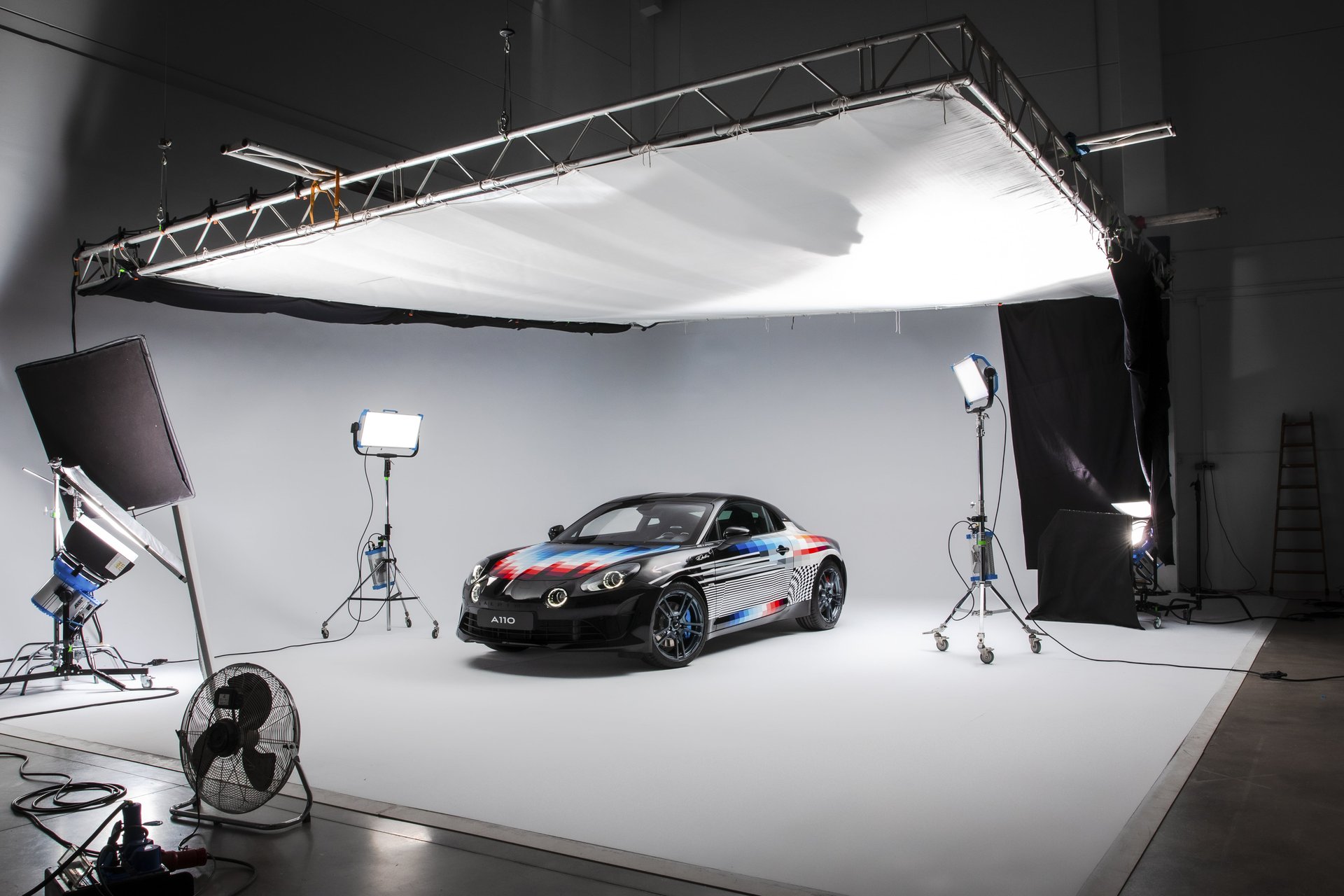 Alpine A110 X Felipe Pantone , Le Plein De Couleurs Pour 125.000€ 12 Alpine A110 X Felipe Pantone