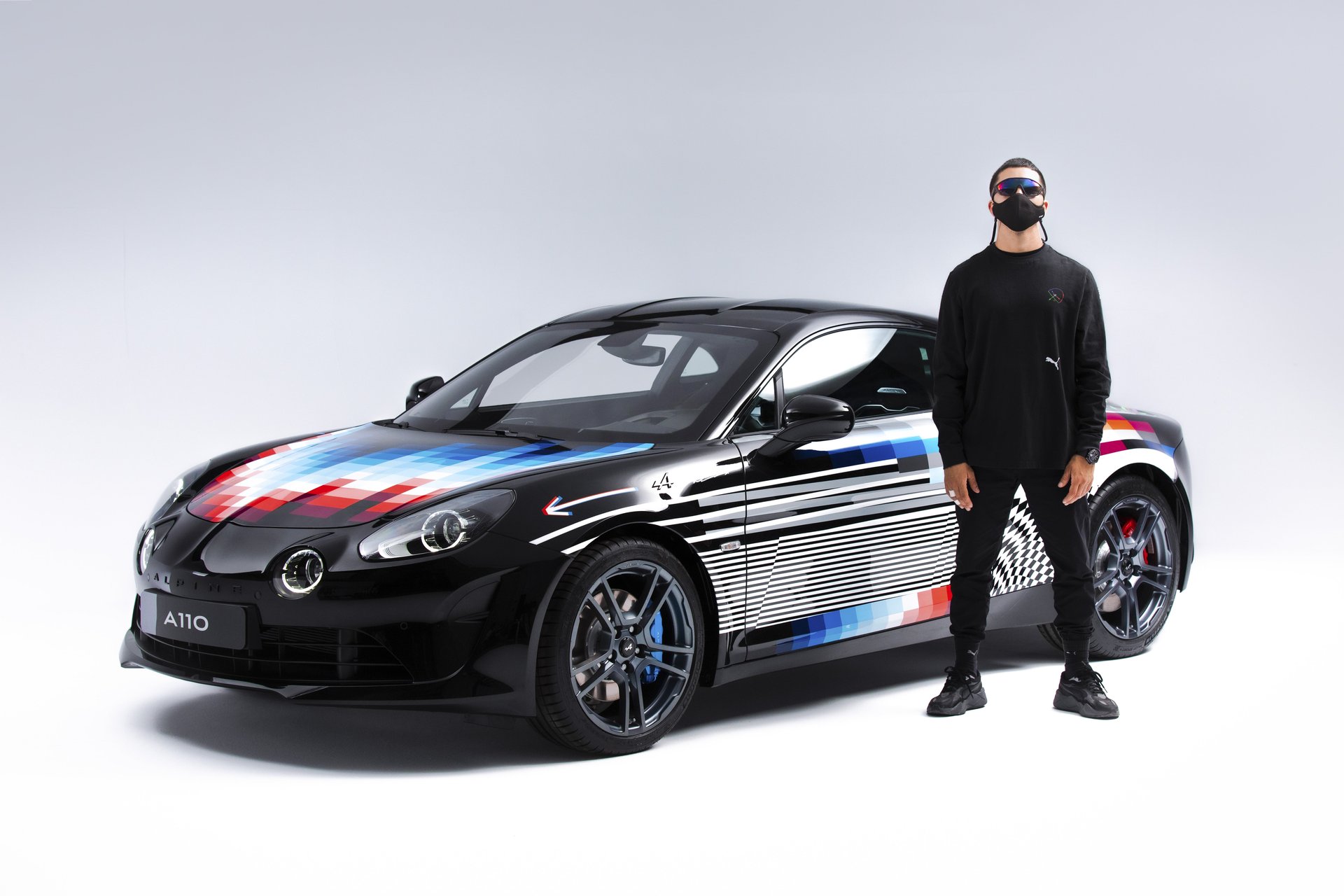 Alpine A110 X Felipe Pantone , Le Plein De Couleurs Pour 125.000€ 6 Alpine A110 X Felipe Pantone