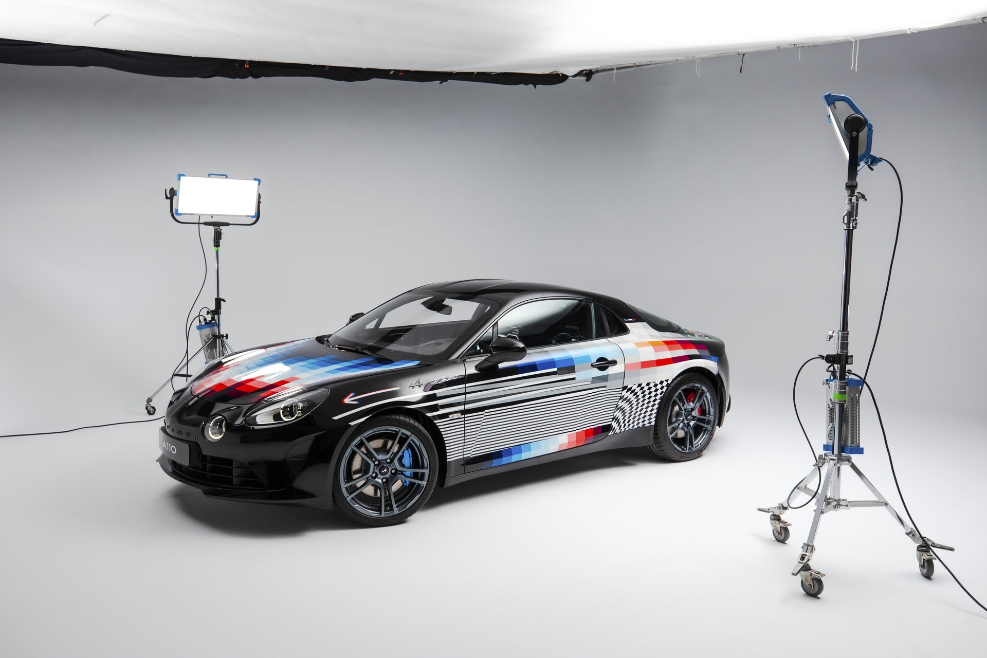 Alpine A110 X Felipe Pantone , Le Plein De Couleurs Pour 125.000€ 10 Alpine A110 X Felipe Pantone