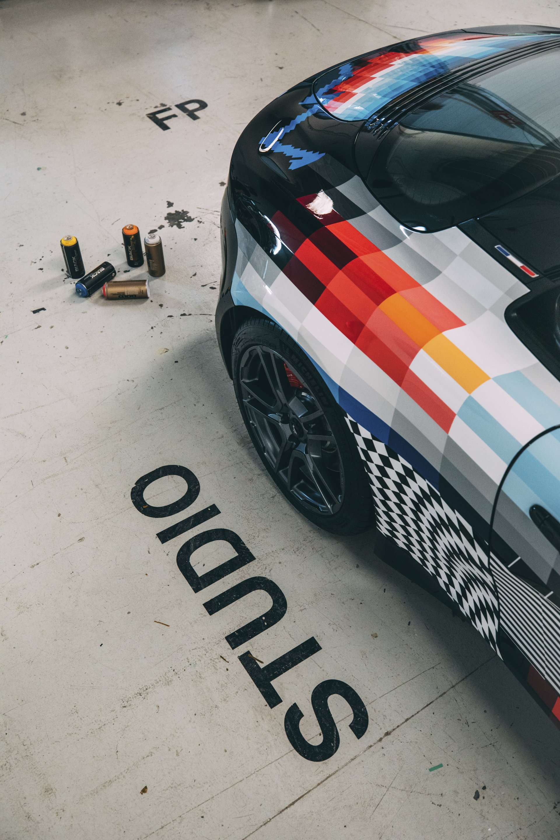 Alpine A110 X Felipe Pantone , Le Plein De Couleurs Pour 125.000€ 16 Alpine A110 X Felipe Pantone