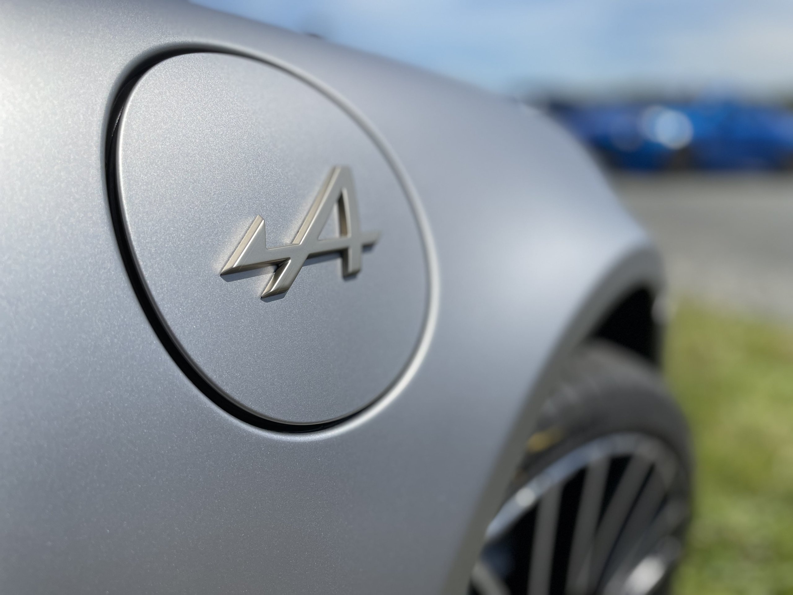Liberté Égalité Roulez 2021. Le Jour Où Les Nouvelles Alpine A110 Ont Pris Le Dessus. 12 32C64E8A C761 4152 8313 F8E5E4E757F1 | Liberté Égalité Roulez 2021. Le Jour Où Les Nouvelles Alpine A110 Ont Pris Le Dessus.