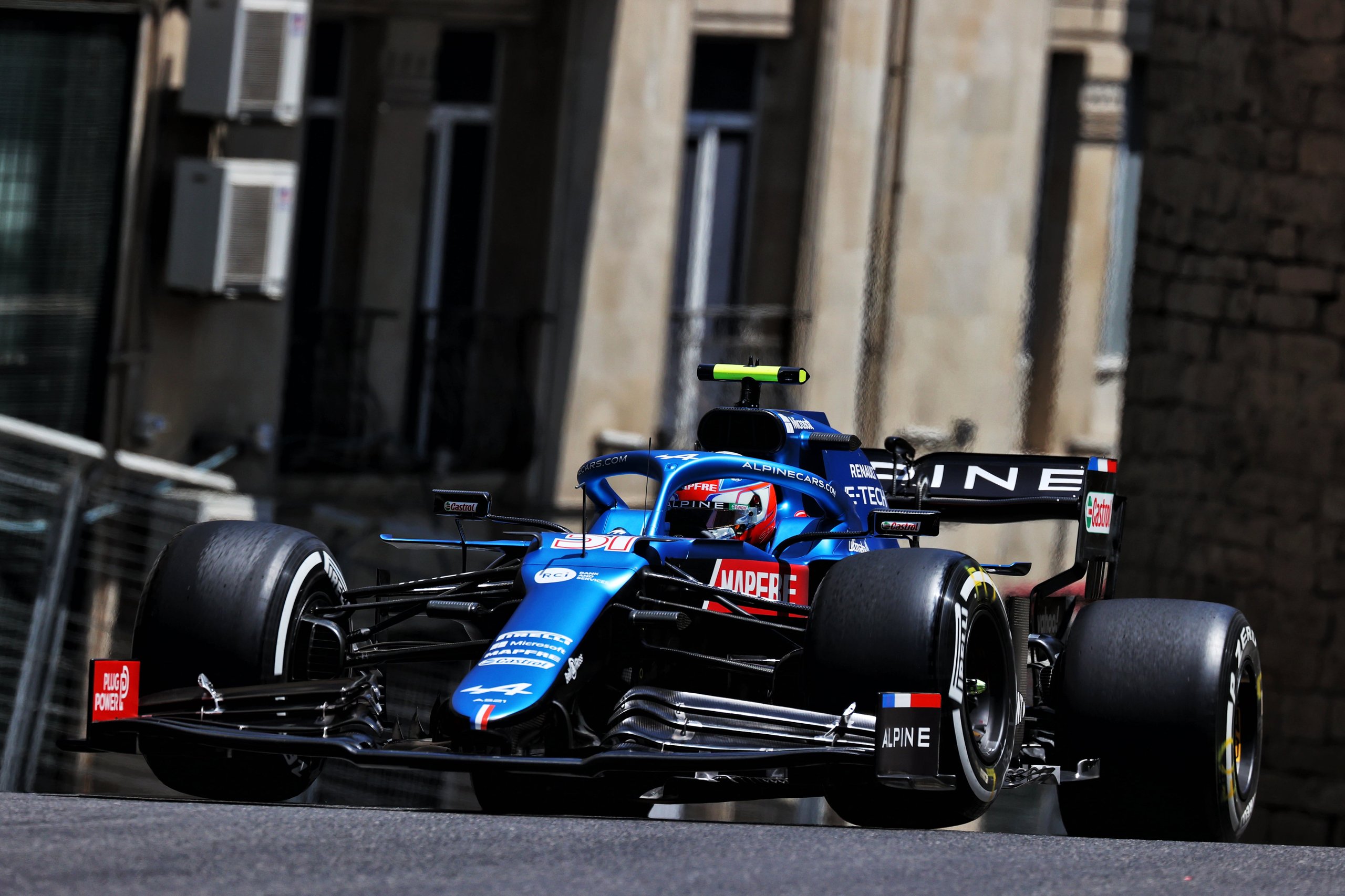 Alonso Offre Huit Précieux Points À Alpine F1 Team Sur L'Épreuve De Bakou 6 Alpine F1 Azerbaijan Grand Prix Baku Alonso Ocon 202