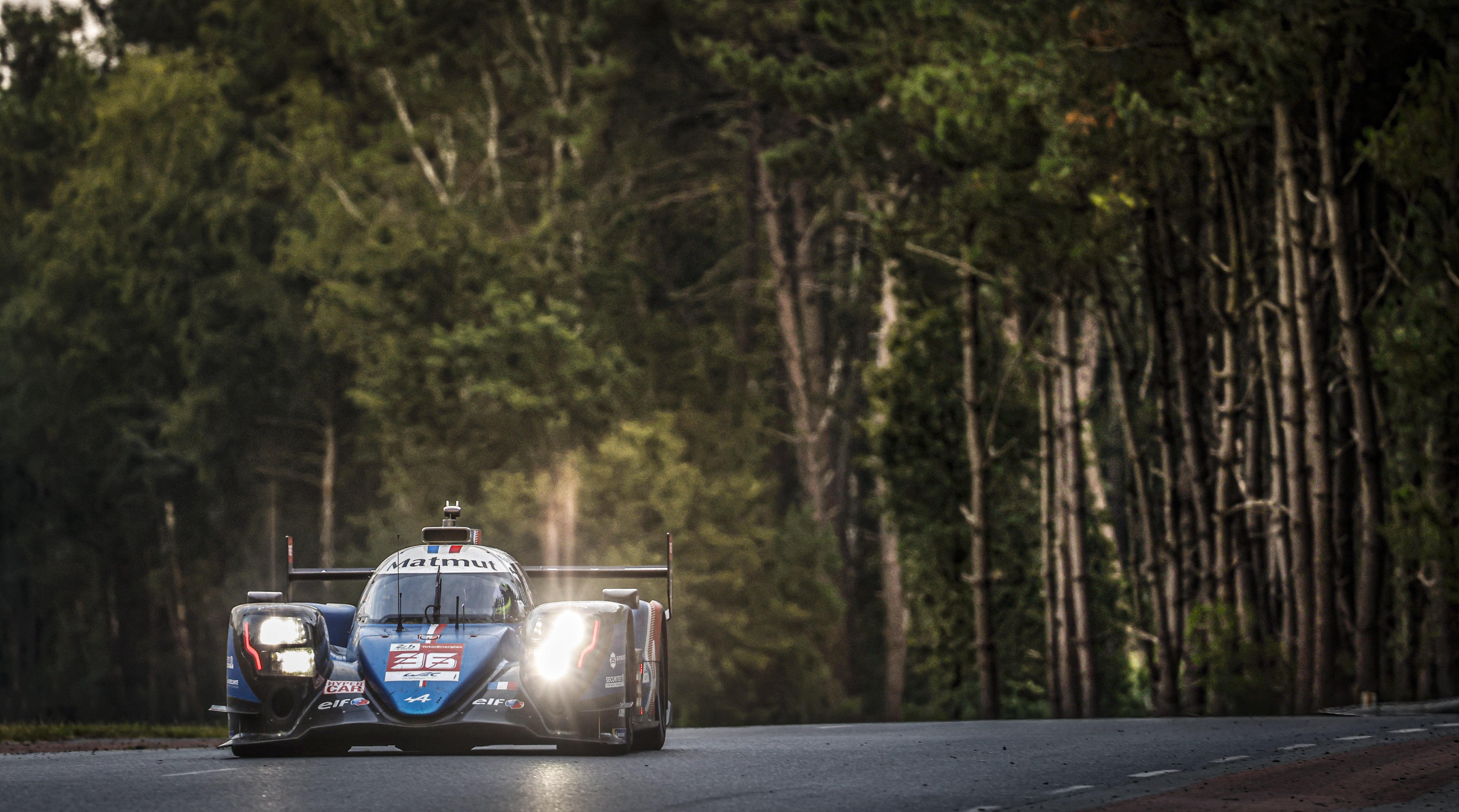 10H00 – Alpine Sextirpe De La Nuit En Troisieme Position 1 | Les 24H Du Mans D'Alpine Endurance Team En Photos