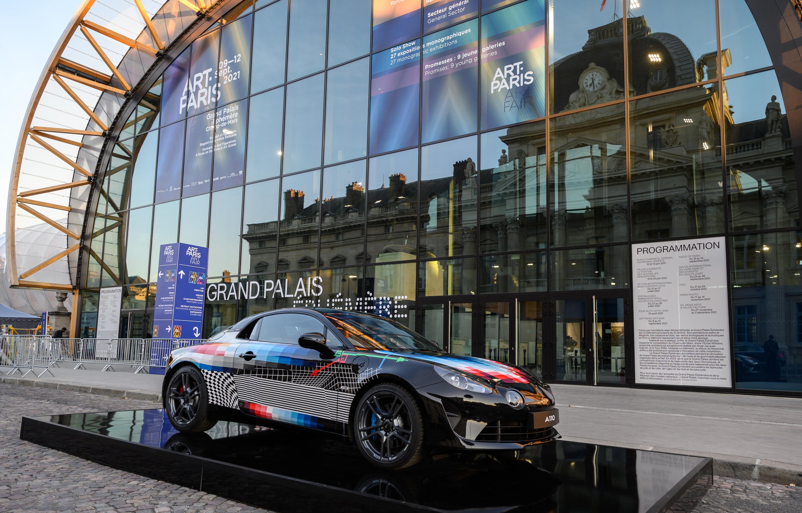 A La Rencontre De L'Alpine A110 X Felipe Pantone Au Art Paris 40 A110 X Felipe Pantone Sexpose Au Art Paris 3 | A La Rencontre De L'Alpine A110 X Felipe Pantone Au Art Paris