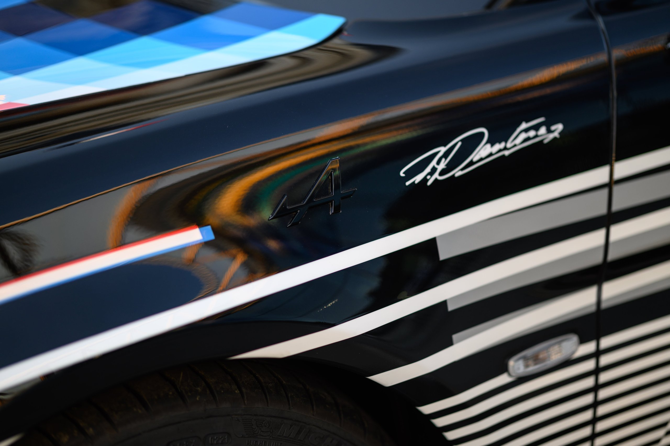 A La Rencontre De L'Alpine A110 X Felipe Pantone Au Art Paris 37 A110 X Felipe Pantone Sexpose Au Art Paris 6 | A La Rencontre De L'Alpine A110 X Felipe Pantone Au Art Paris