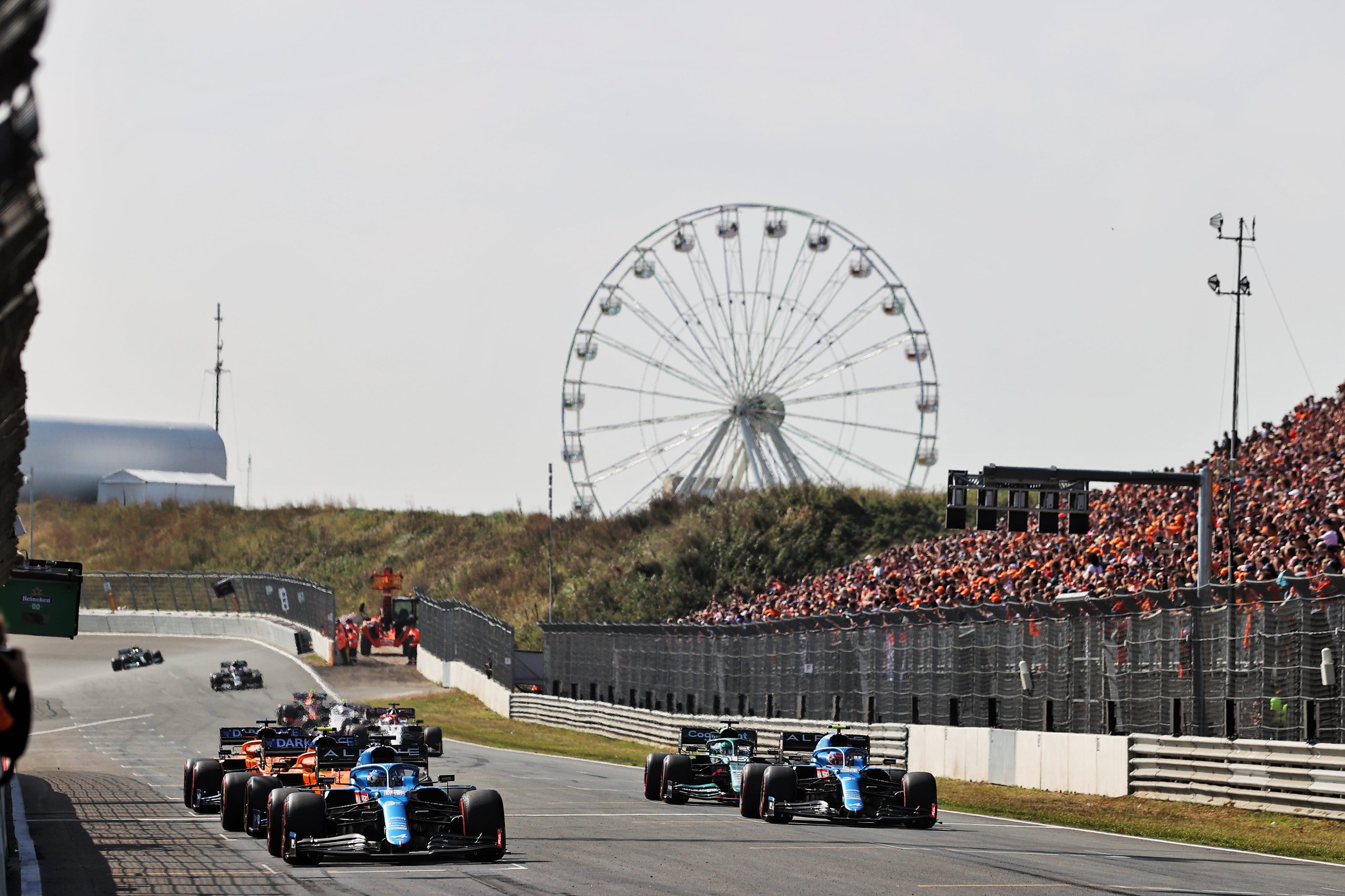 Alpine F1 Team Réalise De Bons Essais Au Grand Prix Heineken Des Pays-Bas 37 Alpine F1 Team Realise De Bons Essais Au Grand Prix Heineken Des Pays Bas 35 | Alpine F1 Team Réalise De Bons Essais Au Grand Prix Heineken Des Pays-Bas