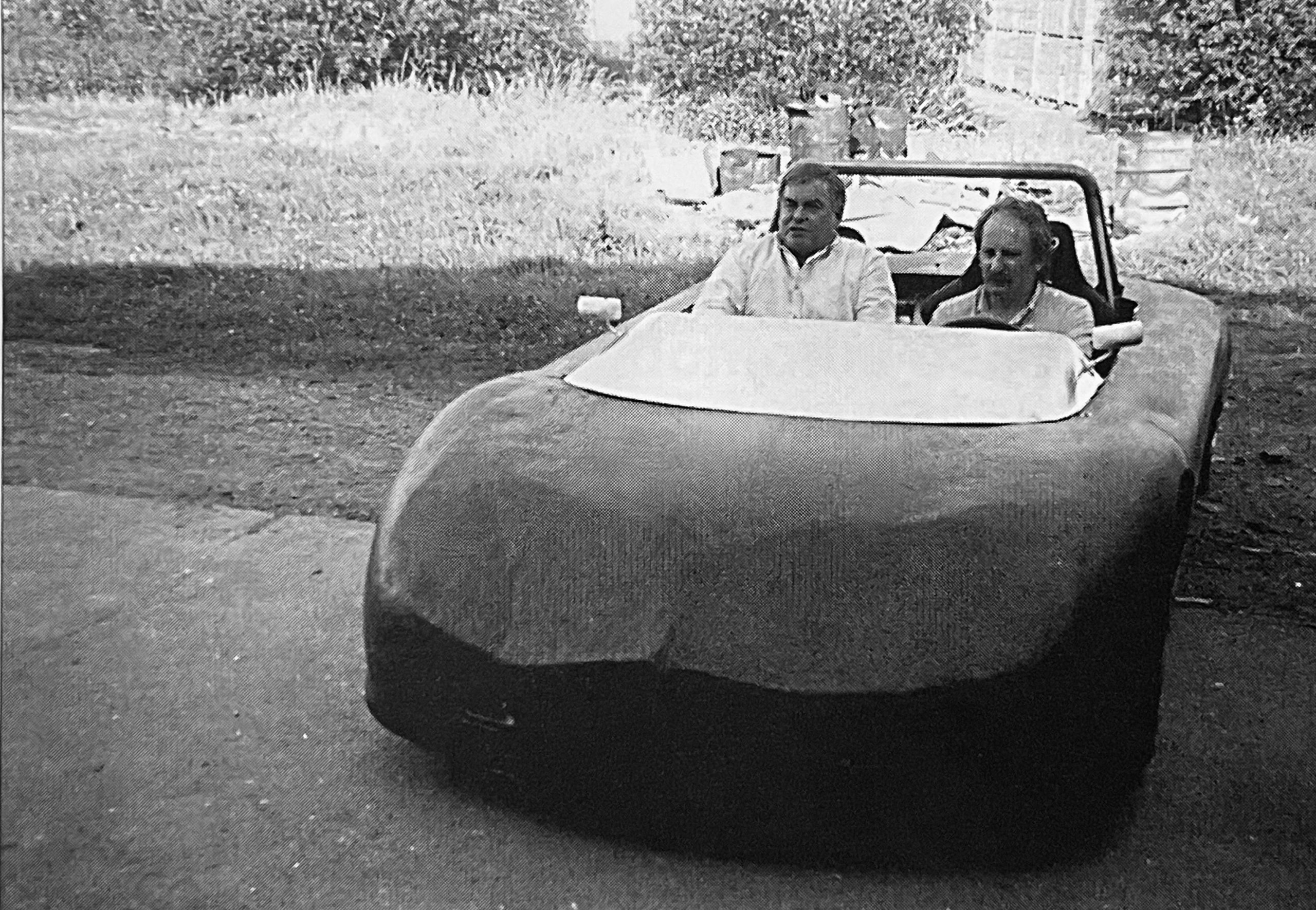 B69A466A B1Eb 4209 Baee Df26F77Cd0Cd | Renault Spider : Bon Sang Ne Saurait Mentir.