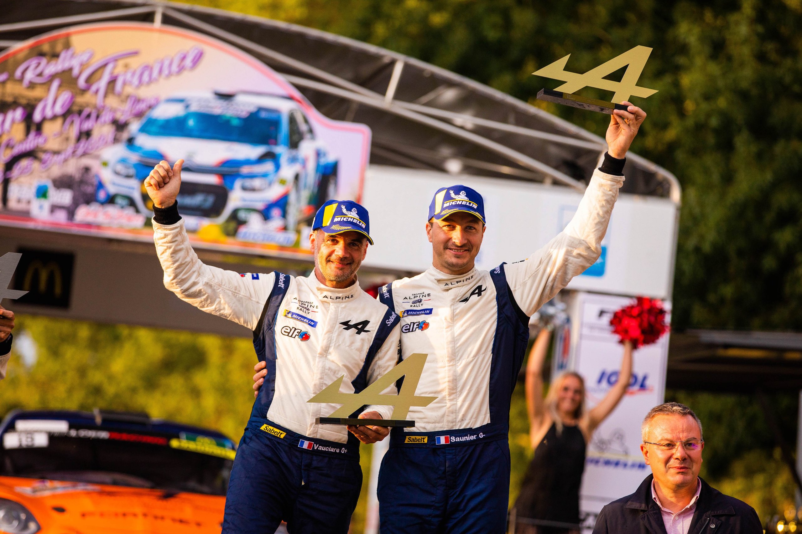 Rallye Coeur De France Lalpine Elf Rally Trohpy Fait Le Spectacle 4 | Rallye Cœur De France, L'Alpine Elf Rally Trophy Fait Le Spectacle