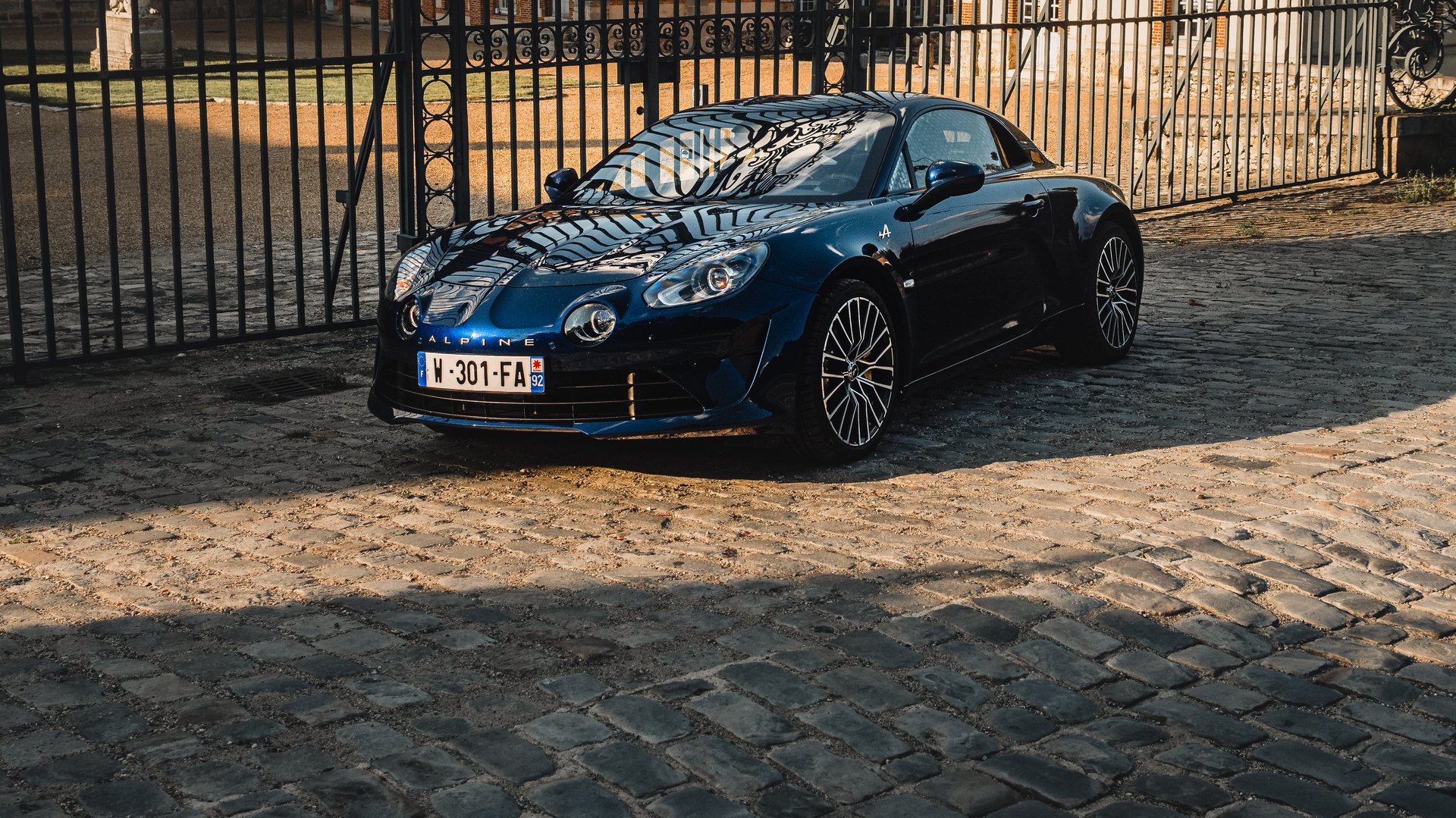 Alpine A110 Légende Gt 2021 - Essai Les Alpinistes