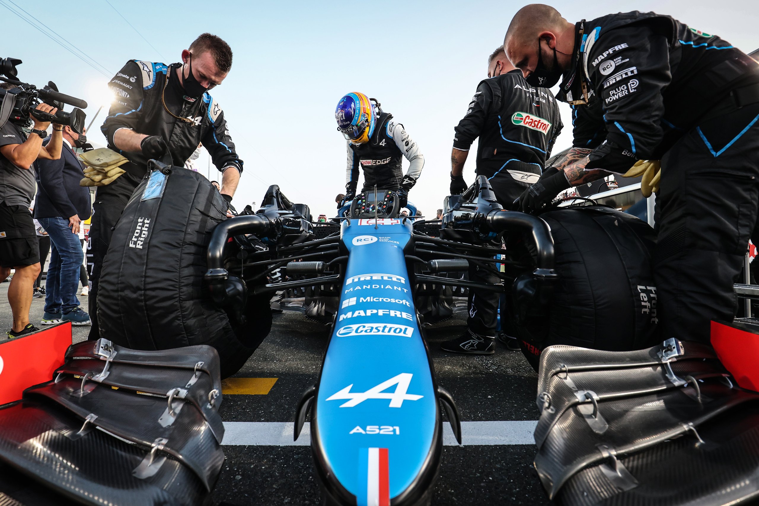 Alpine F1 Team : Podium Pour Alonso Et Ocon P5 Au Grand-Prix Du Qatar 2021 👊🏻 4 Alpine F1 Team Alonso Ocon Qatar 2021 29 | Alpine F1 Team : Podium Pour Alonso Et Ocon P5 Au Grand-Prix Du Qatar 2021 👊🏻
