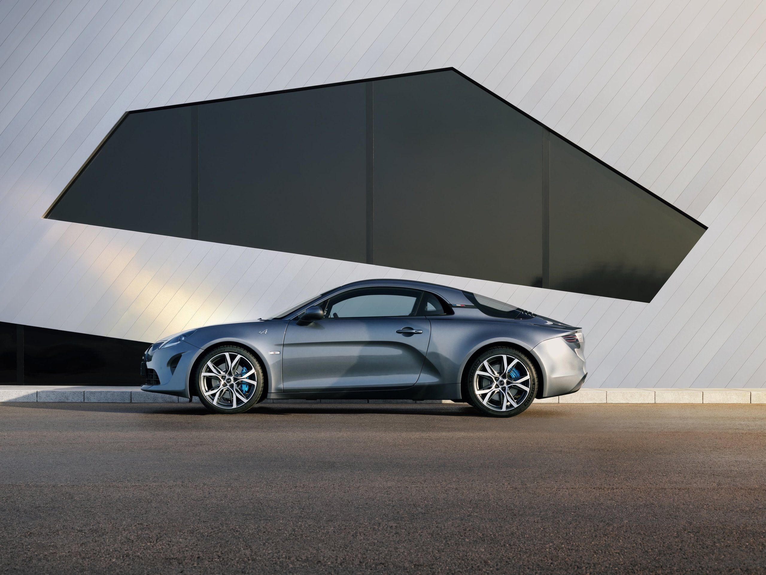 Les Alpinistes Vous Souhaitent Une Belle Année 2022 8 Les Alpinistes A110S 2022 Gt Original Reveal 0013 | Les Alpinistes Vous Souhaitent Une Belle Année 2022