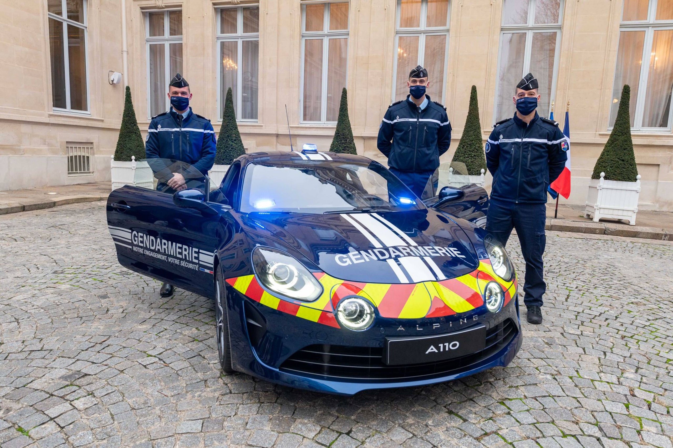 Alpine A110 Gendarmerie Nationale Revelee Place Beauvau 0005 | Alpine A110 Gendarmerie Nationale Révélée Place Beauvau