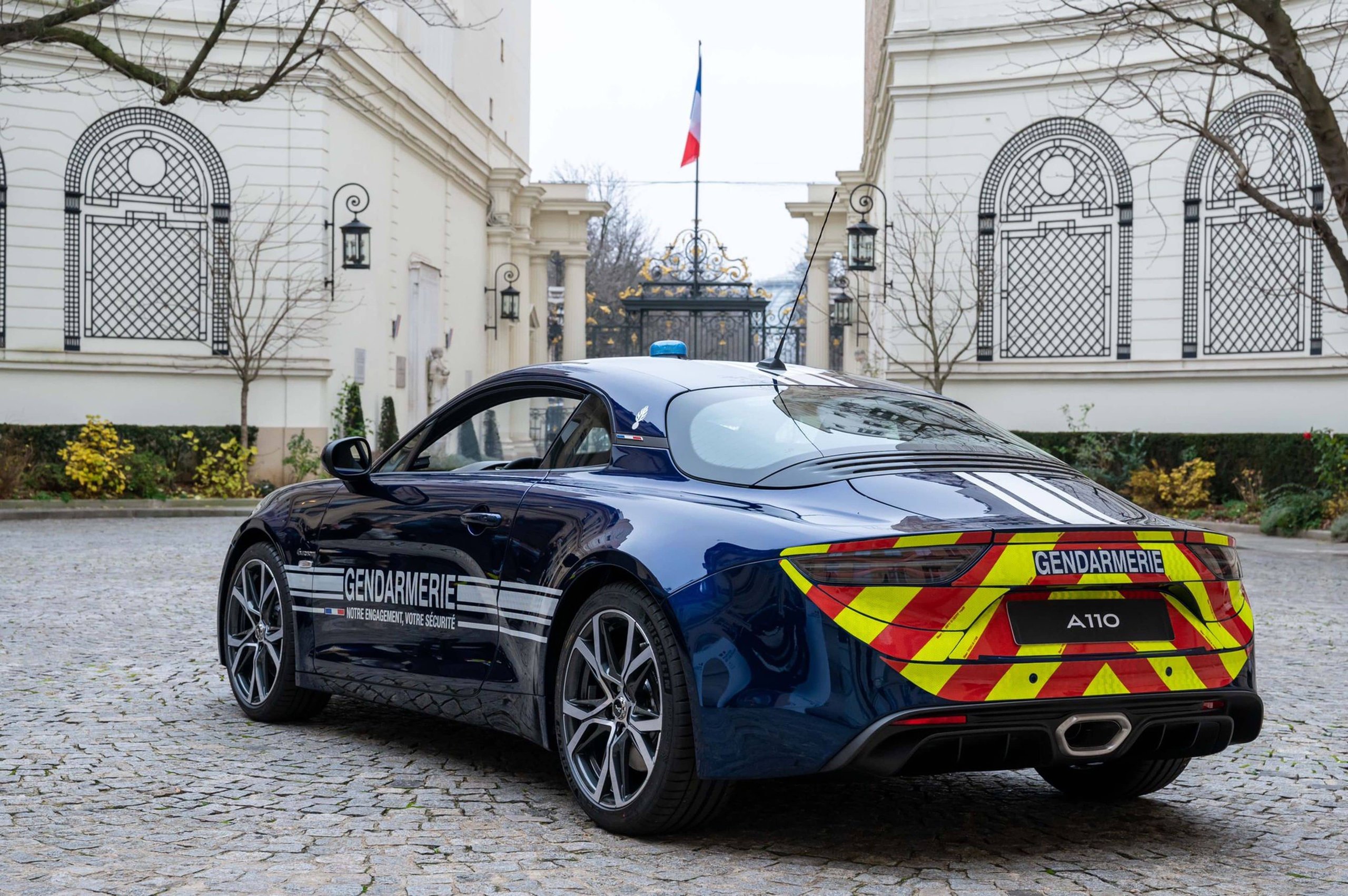 Alpine A110 Gendarmerie Nationale Revelee Place Beauvau 0014 | Alpine A110 Gendarmerie Nationale Révélée Place Beauvau