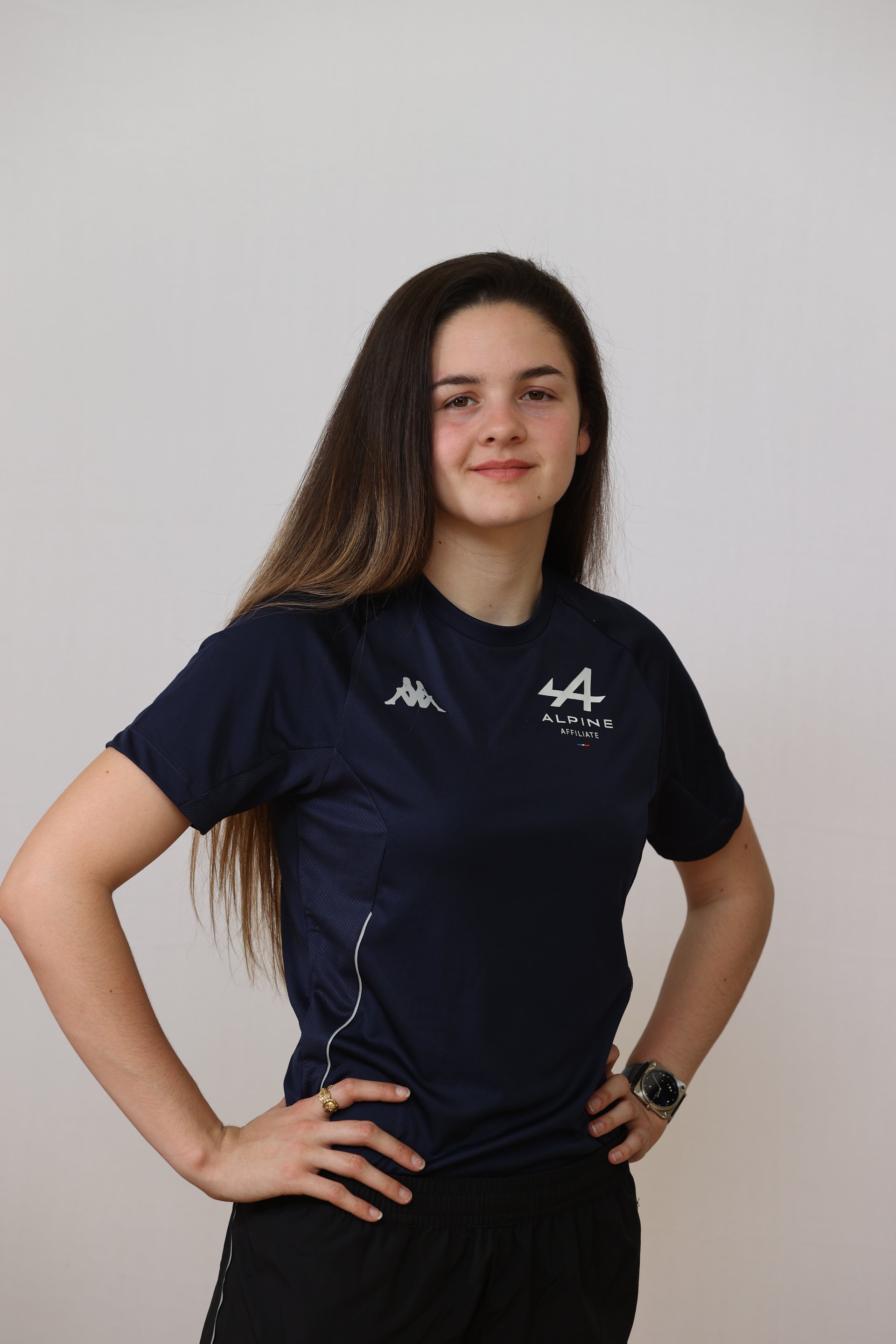 Alpine Academy Dévoile Son Programme Alpine Affiliate 2022 3 Abbi Pulling Alpine Academy Affiliate 2022