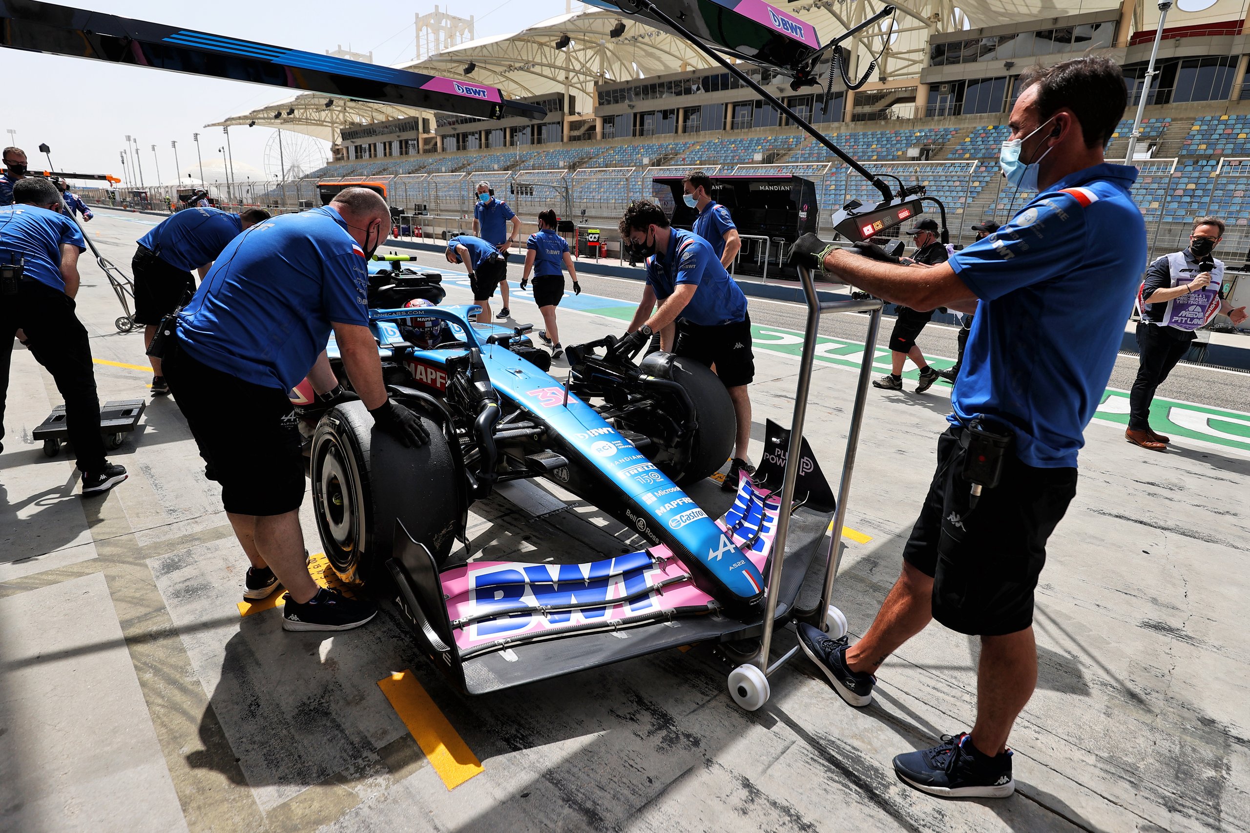 Alpine F1 Team : Retour Sur Les Essais Au Circuit International De Bahreïn 14 Bwt Alpine F1 Team A522 Alonso Ocon Bahrain Test 2022 10 | Alpine F1 Team : Retour Sur Les Essais Au Circuit International De Bahreïn