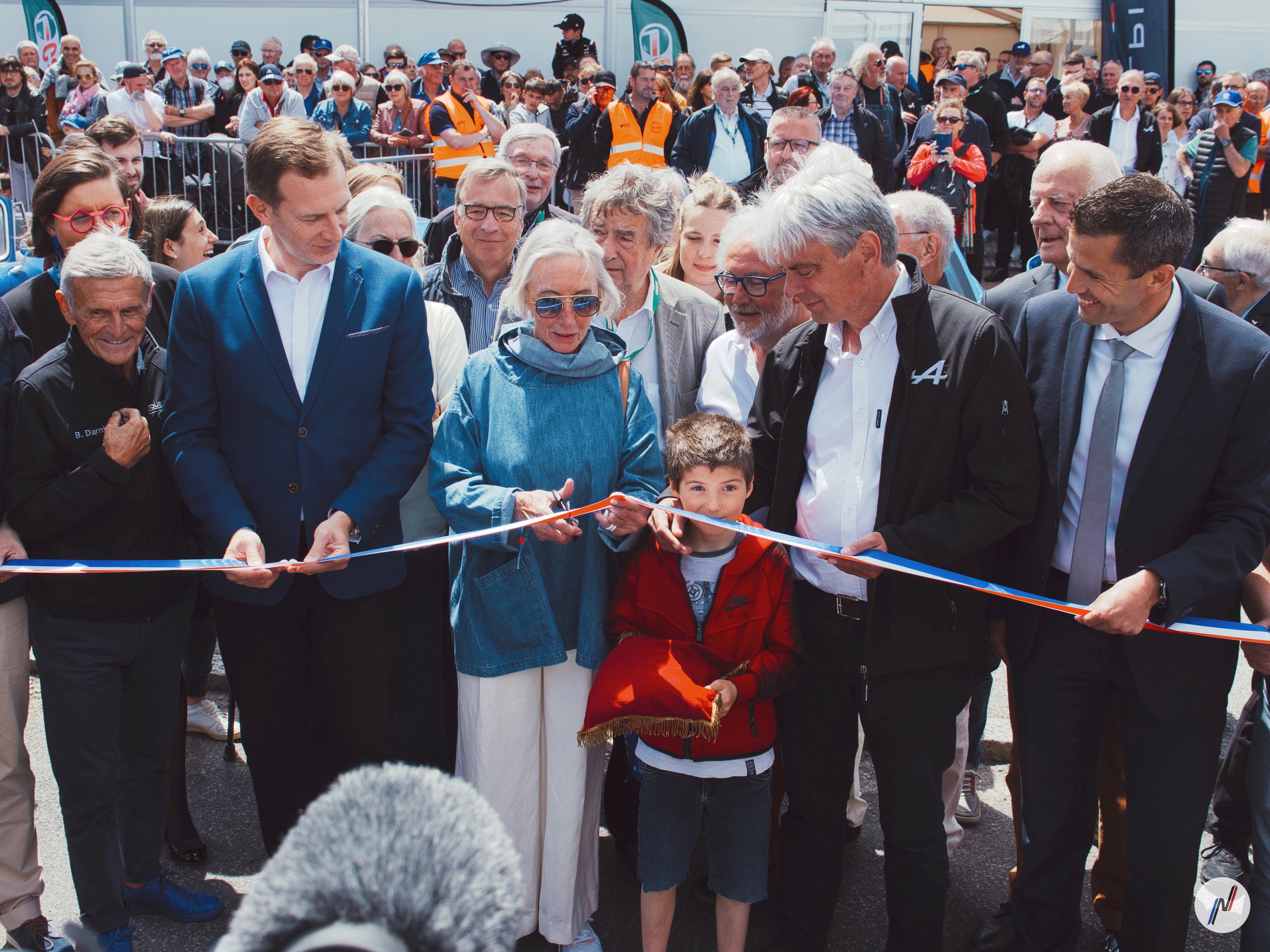 Les Alpinistes 1000 Alpine Pour Les 100 Ans De Jean Redele 2022 147 | 1000 Alpine Pour Les 100 Ans De Jean Rédélé : En Un Mot, Magistral 🇫🇷