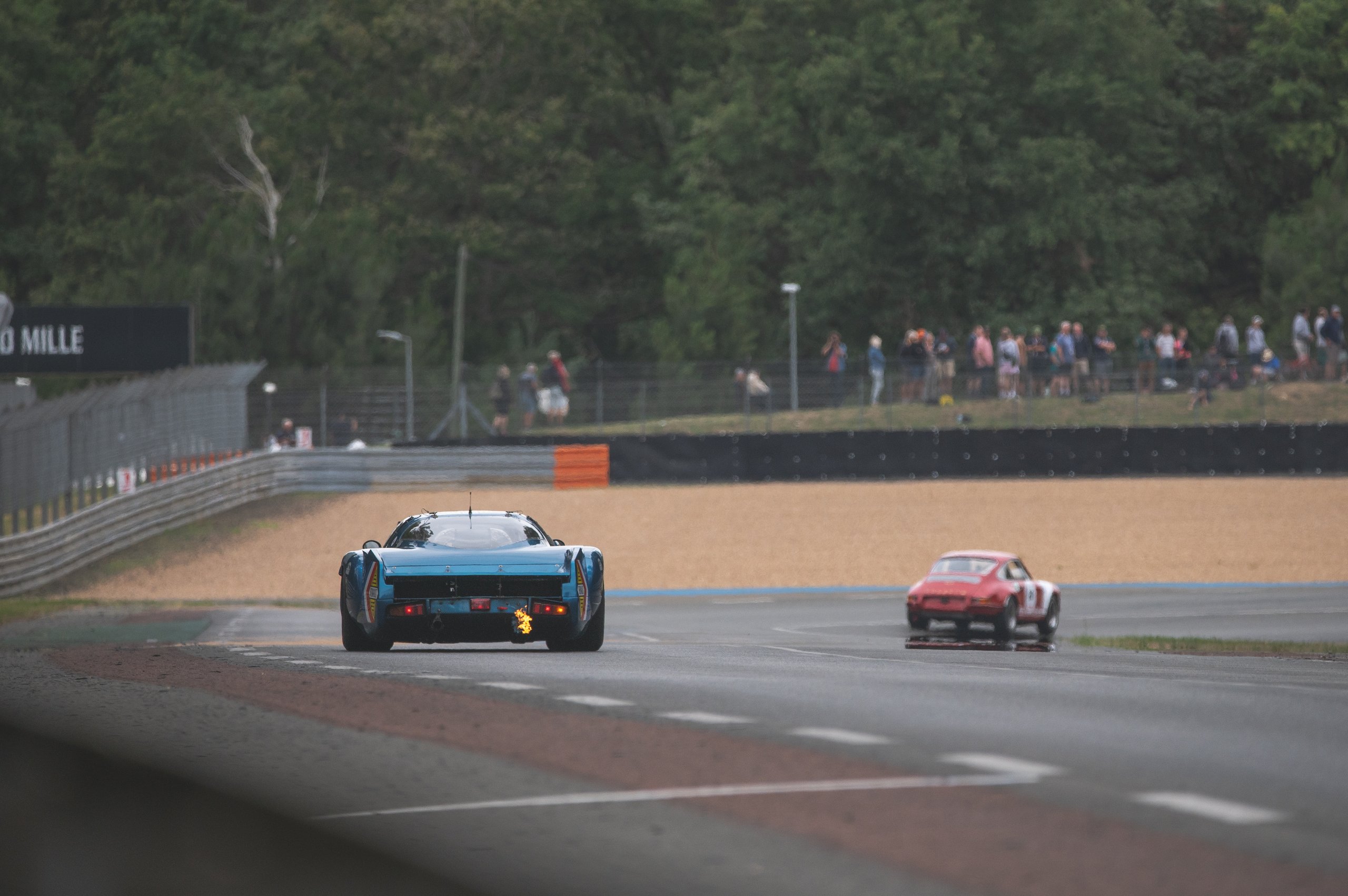 Les Alpinistes Le Mans Classic Pea Autos Alpine A110 A210 A220 12 | Rétrospective Au Mans Classic 2023 : Une Célébration Centenaire De L'Histoire Automobile Et Des Alpine À L'Honneur