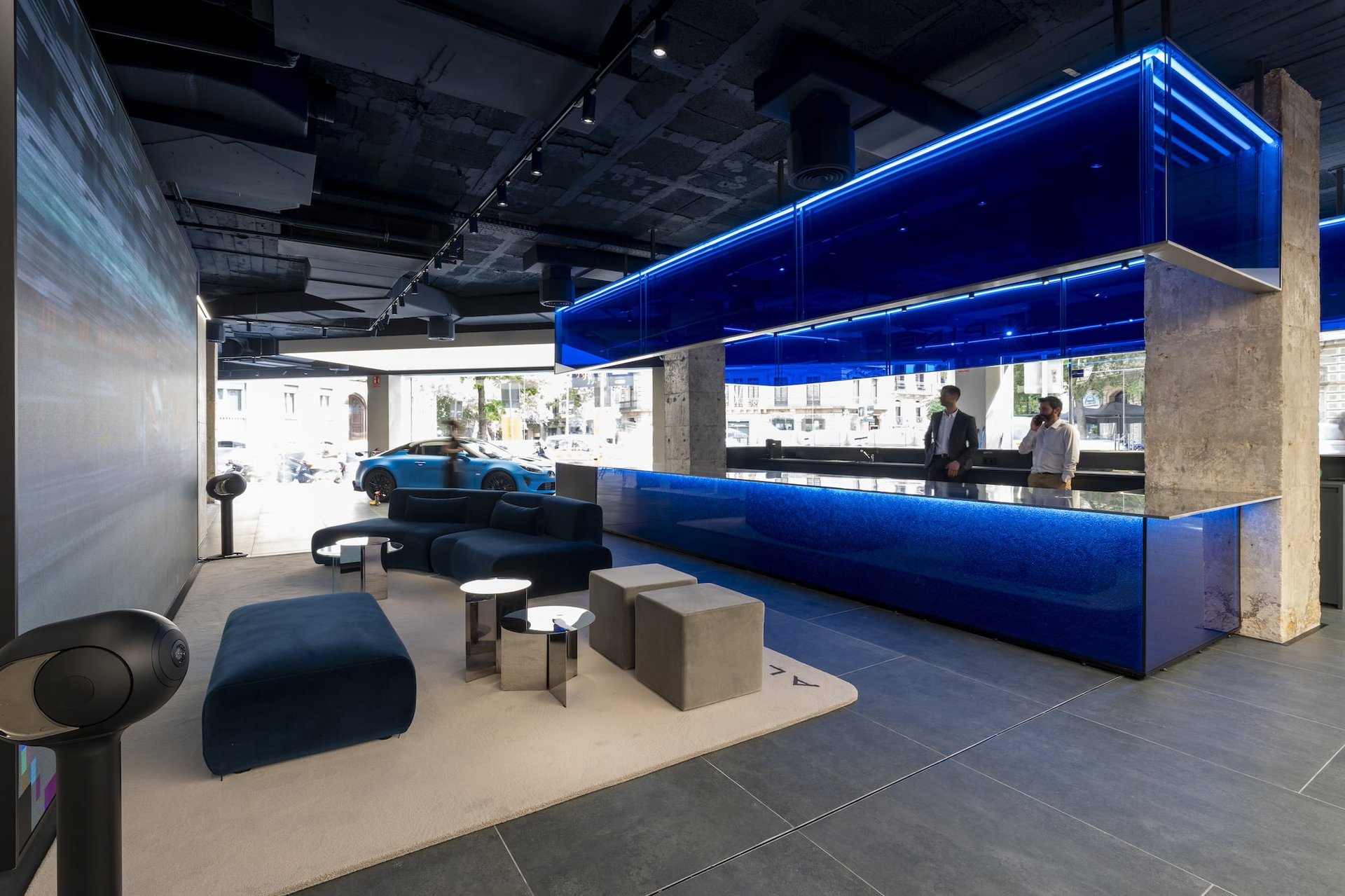 Ventes Alpine Explosent Au T1 2026 : +54,7 % Grâce À L’alpine A290 32 Alpine Inaugure L’atelier À Barcelone : Un Nouveau Concept Store 2024