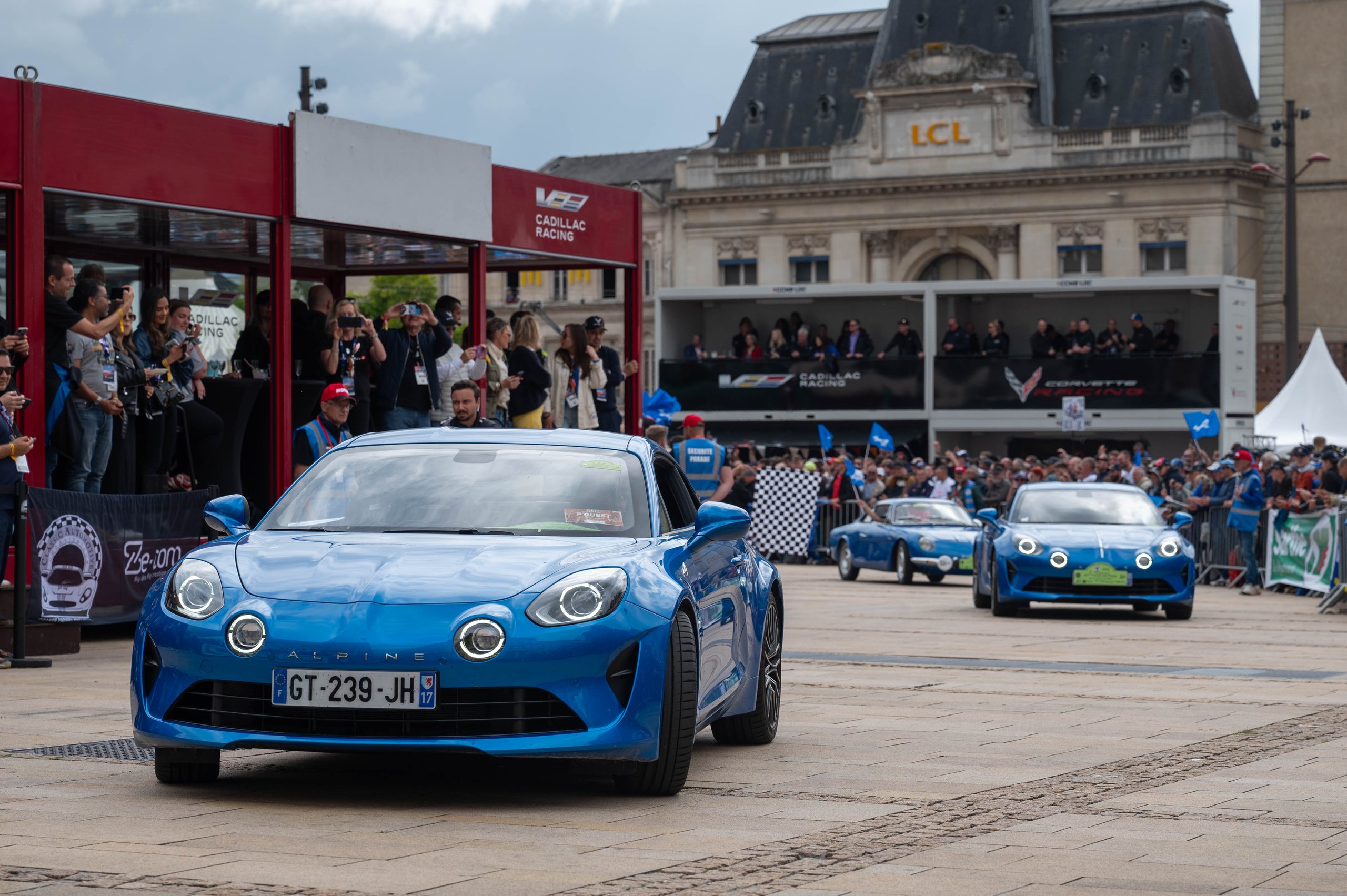Cinq Jours Au Cœur D’alpine Et De L’alpine Endurance Team : Immersion Aux 24 Heures Du Mans 2024 11 Les Alpinistes 24 Heures Du Mans 2024 Pea Photos