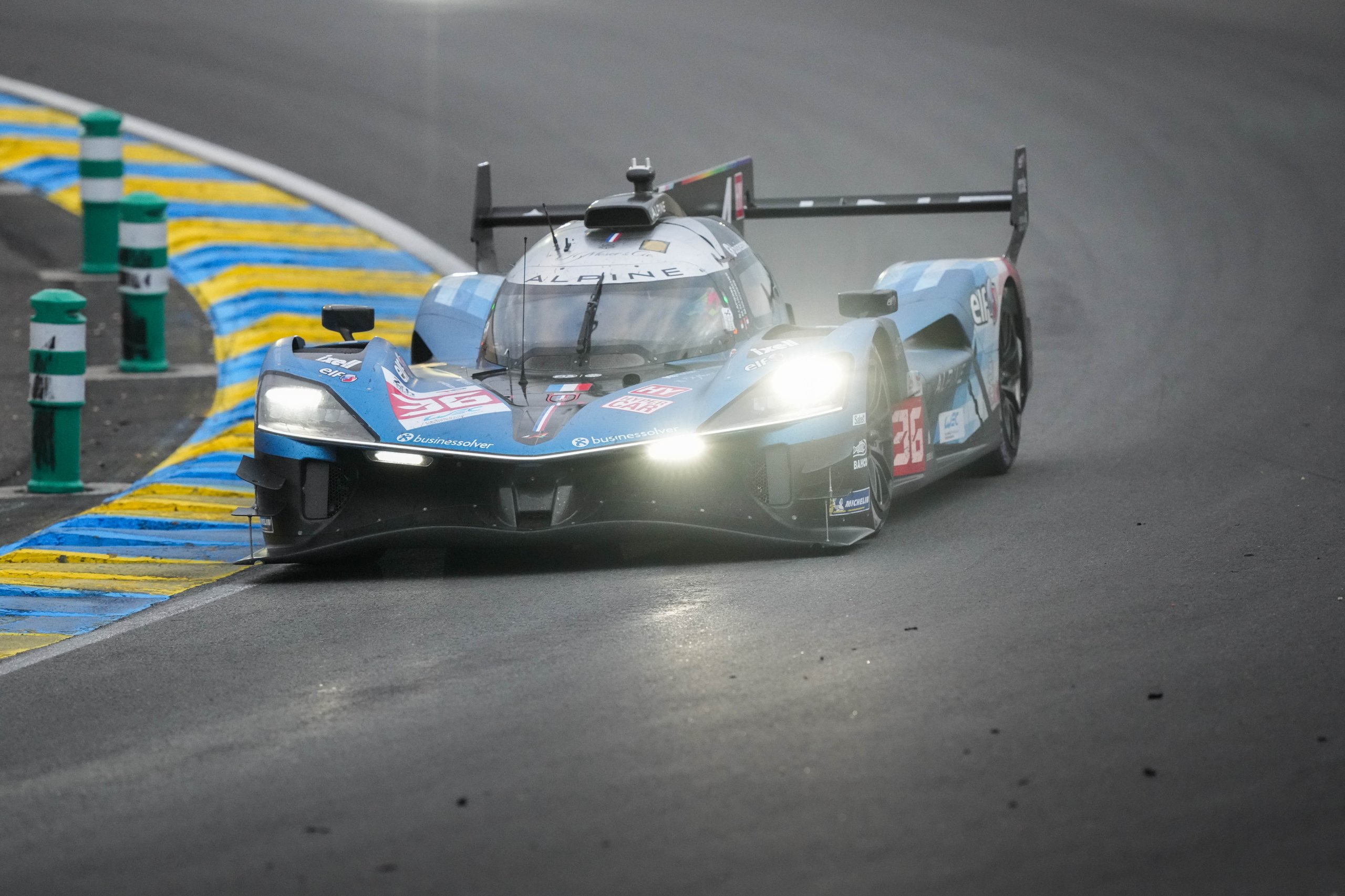 Cinq Jours Au Cœur D’alpine Et De L’alpine Endurance Team : Immersion Aux 24 Heures Du Mans 2024 28 Les Alpinistes - 24 Heures Du Mans 2024 - Alpine A424