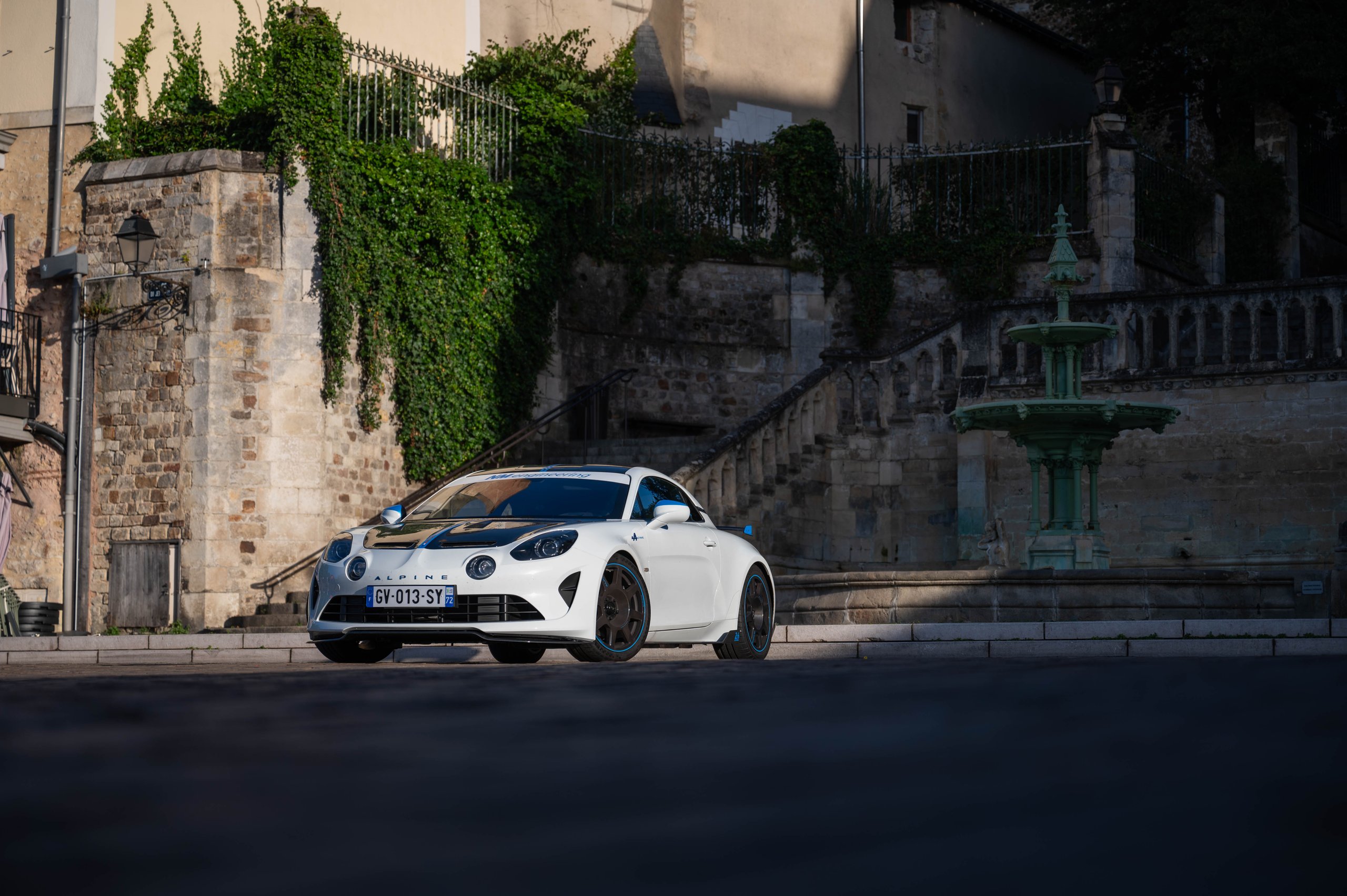 Cinq Jours Au Cœur D’alpine Et De L’alpine Endurance Team : Immersion Aux 24 Heures Du Mans 2024 20 Les Alpinistes - 24 Heures Du Mans - Alpine A110 R Le Mans