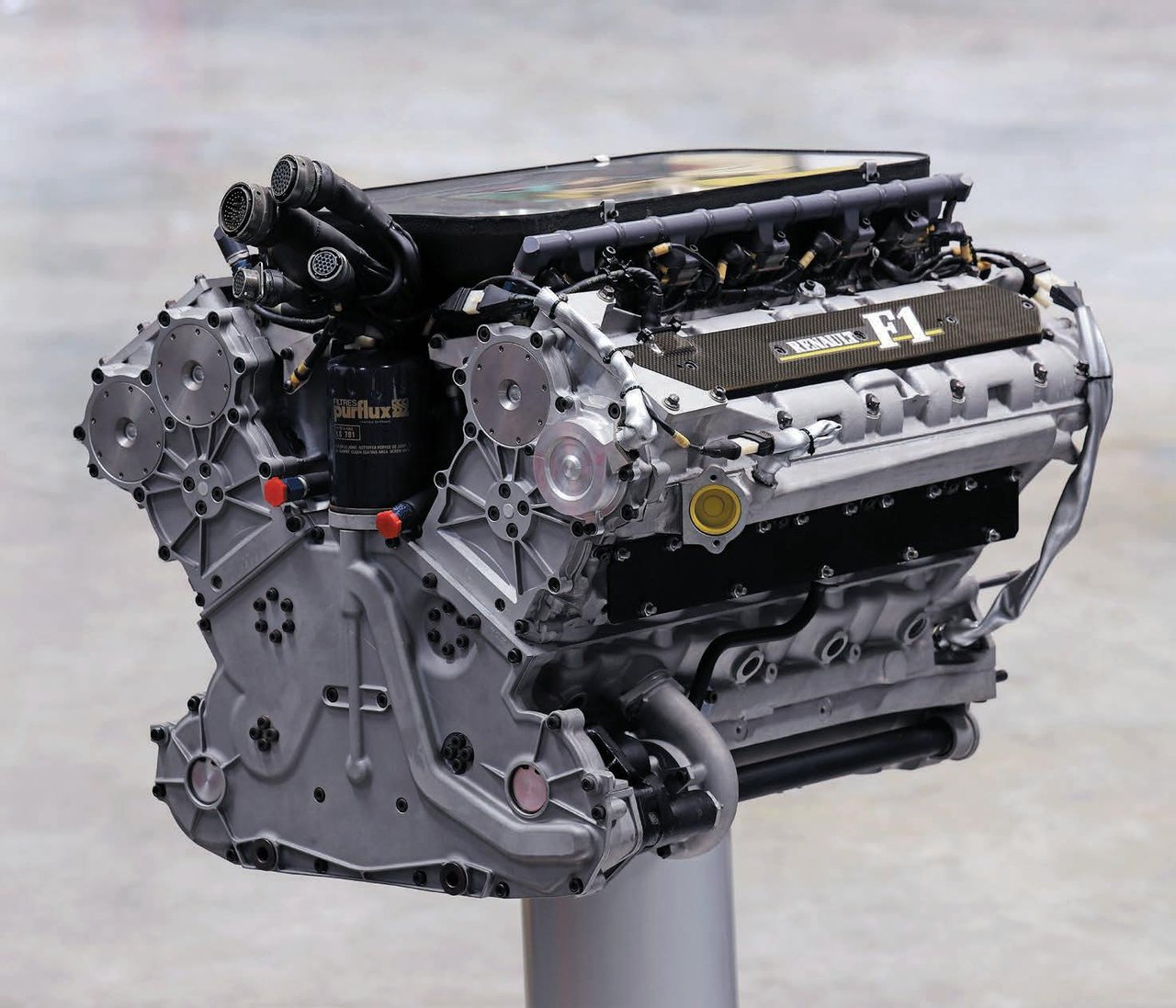 Renault Sport F1 V10