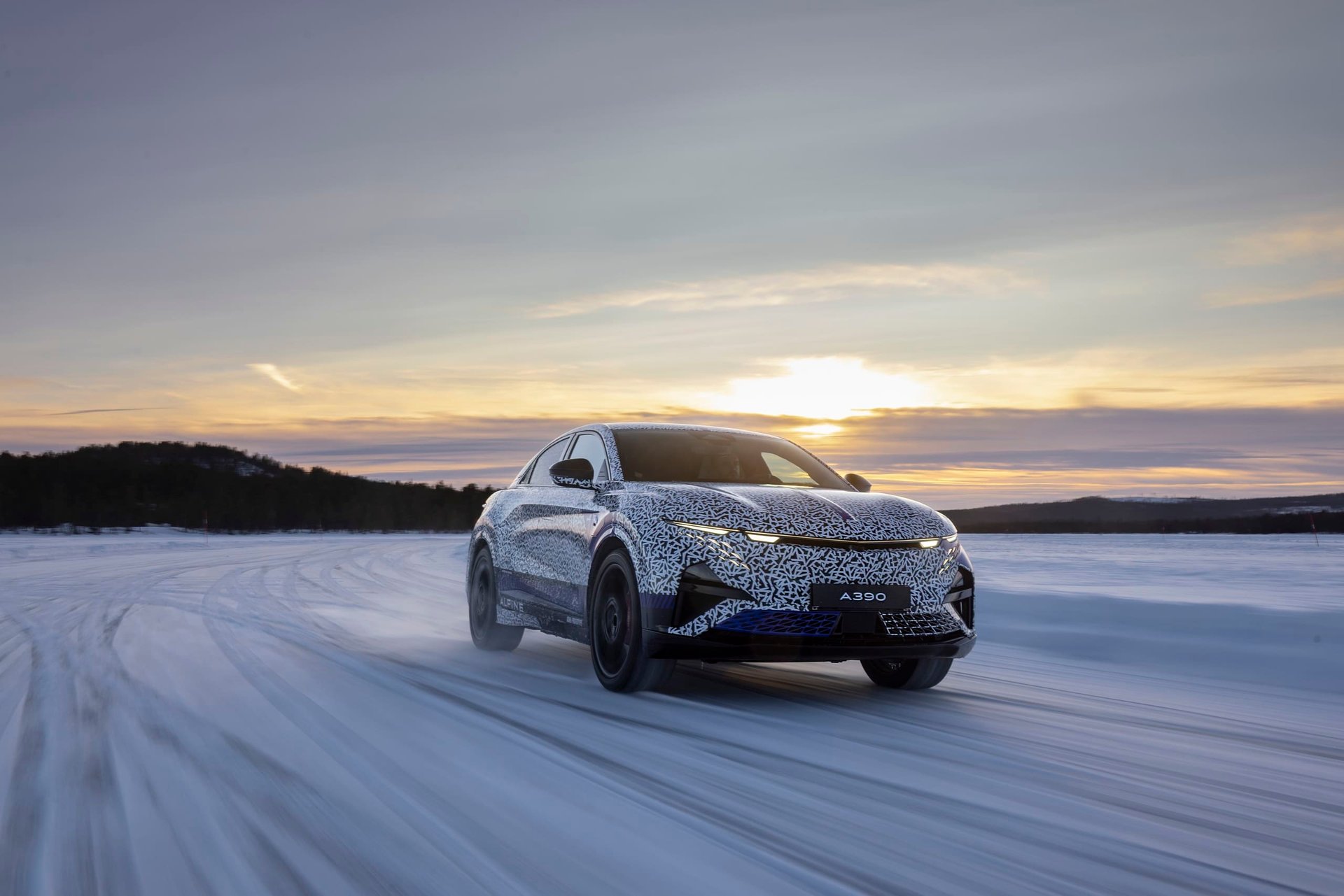 Alpine A390 Camouflage 2025 45 | Alpine A390 : La Sportive Électrique Défie Le Froid Polaire Avant Sa Révélation Mondiale