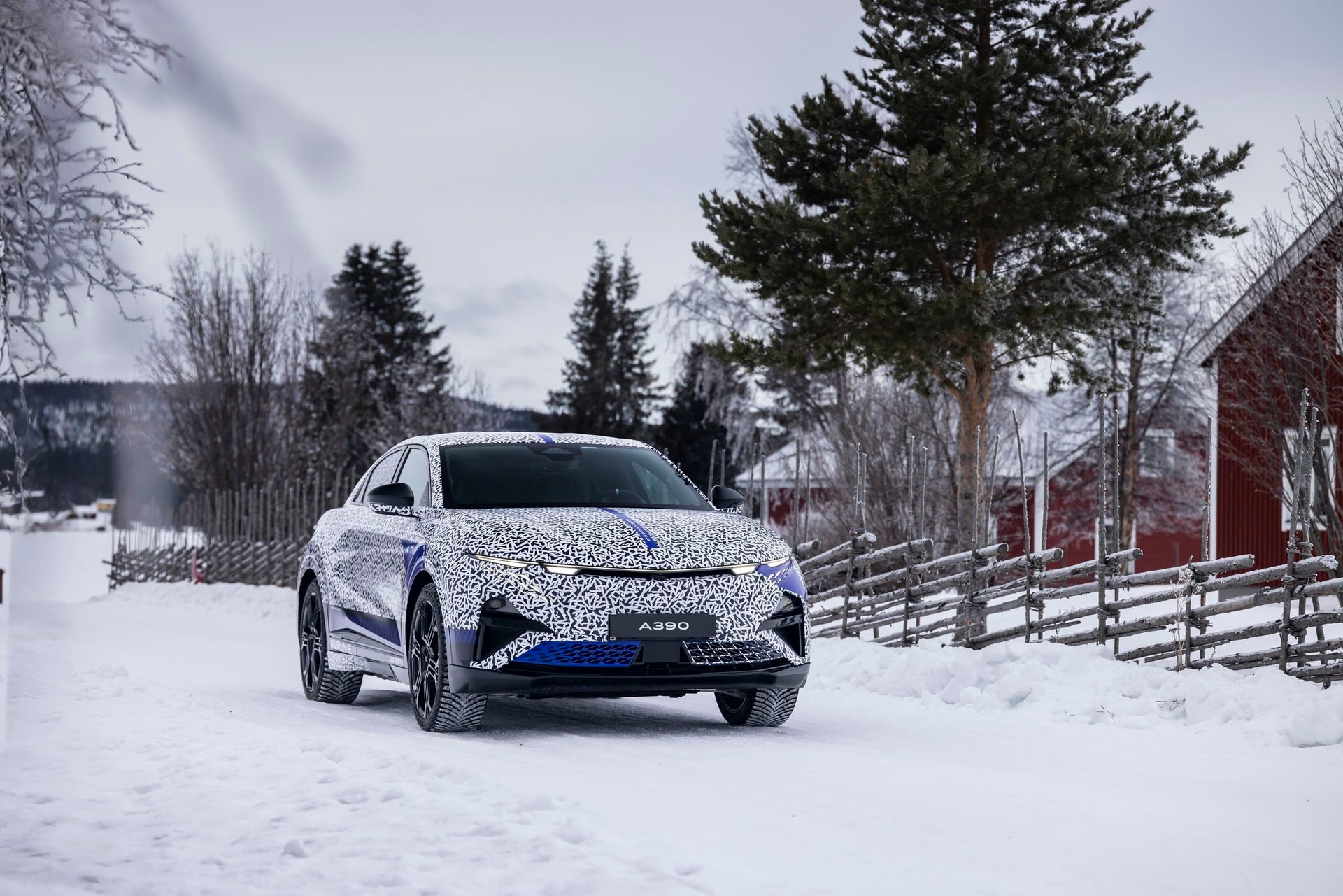 Alpine A390 Electrique 2025 19 | Alpine A390 : La Sportive Électrique Défie Le Froid Polaire Avant Sa Révélation Mondiale