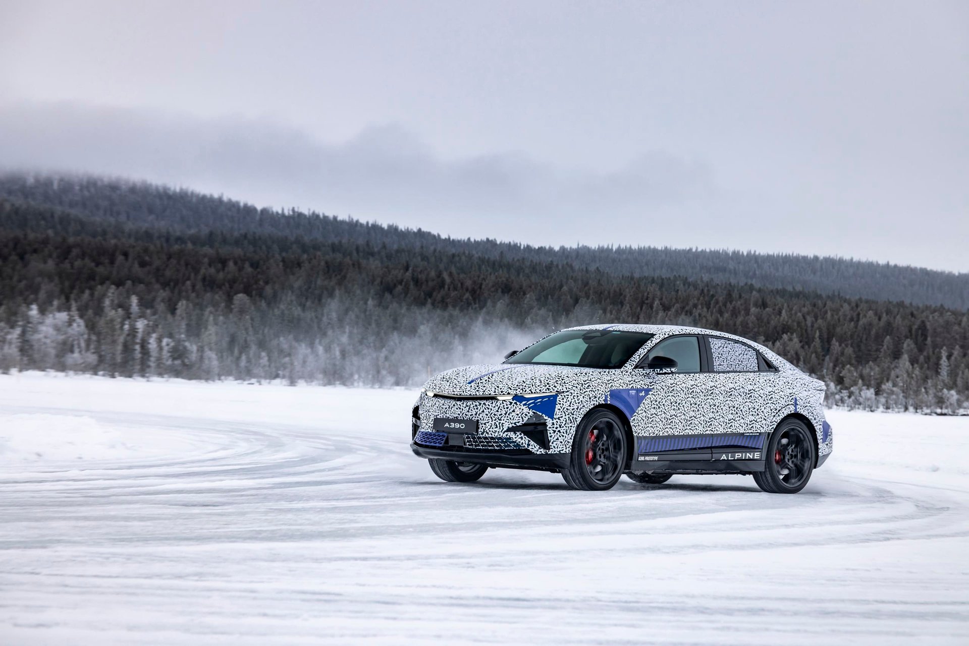 Alpine A390 Electrique 2025 29 | Alpine A390 : La Sportive Électrique Défie Le Froid Polaire Avant Sa Révélation Mondiale