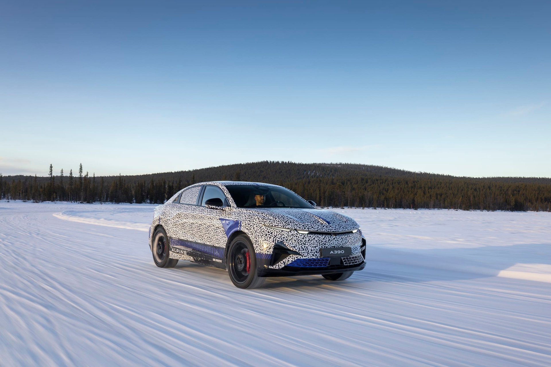 Alpine A390 Lac Gelee 2025 53 | Alpine A390 : La Sportive Électrique Défie Le Froid Polaire Avant Sa Révélation Mondiale