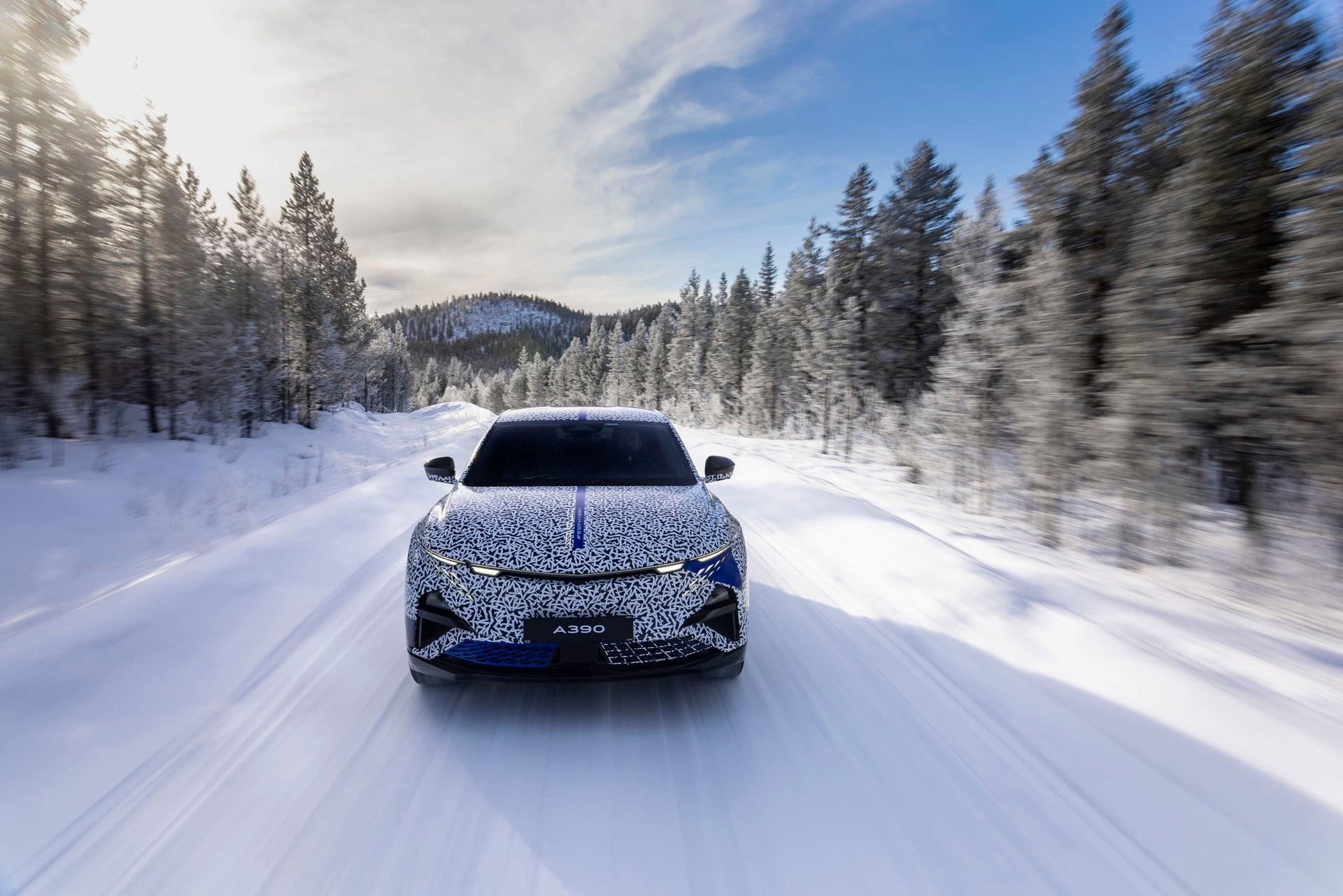 Alpine A390 Laponie 2025 1 | Alpine A390 : La Sportive Électrique Défie Le Froid Polaire Avant Sa Révélation Mondiale