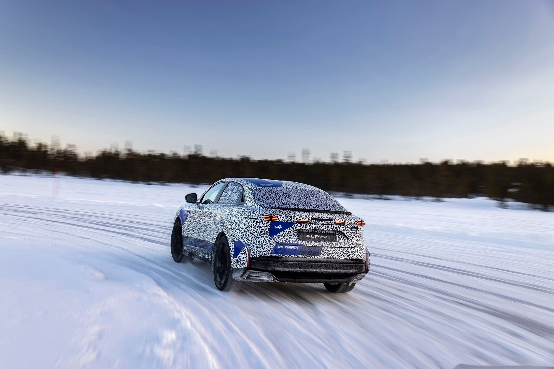 Alpine A390 Laponie 2025 31 | Alpine A390 : La Sportive Électrique Défie Le Froid Polaire Avant Sa Révélation Mondiale