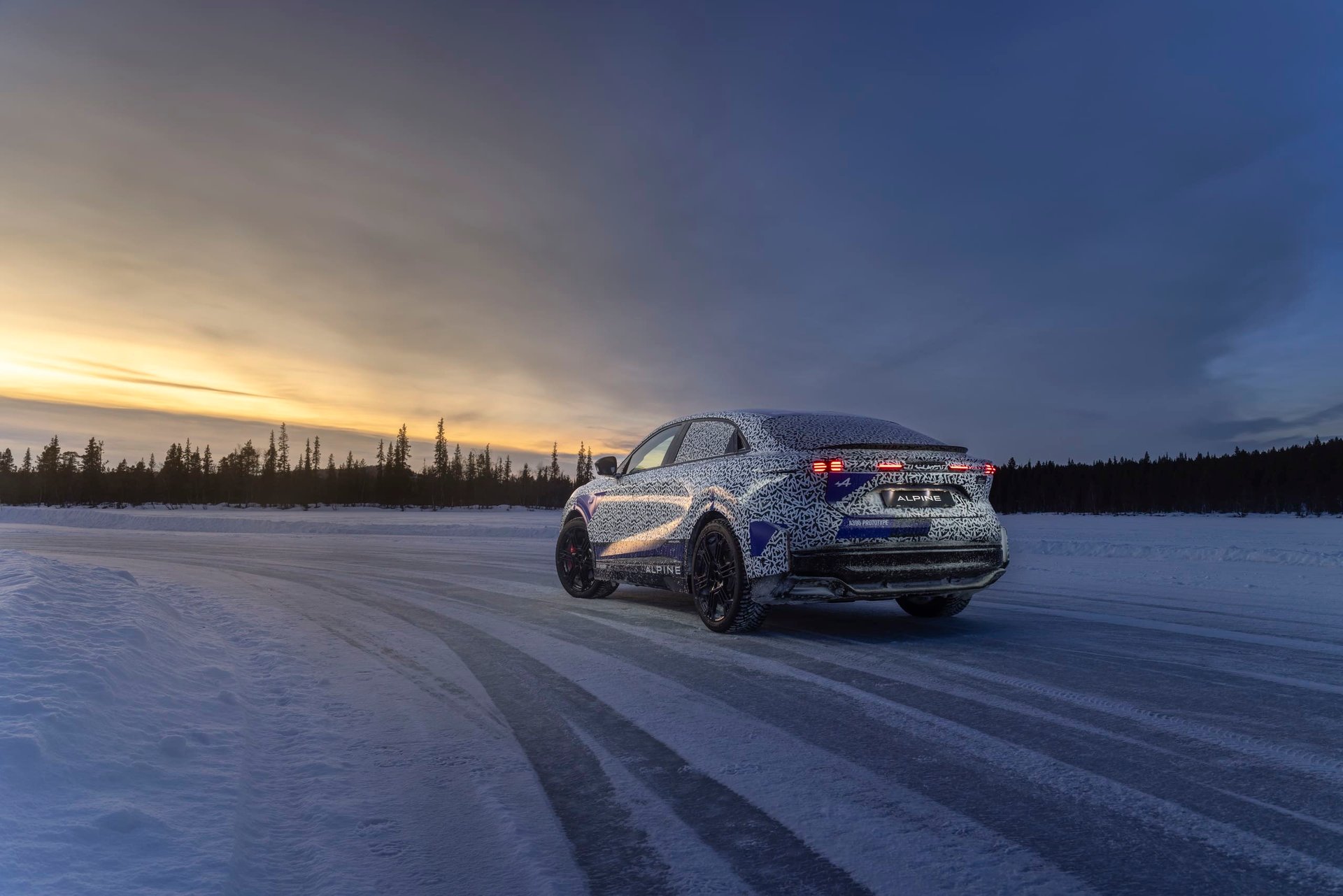 Alpine A390
